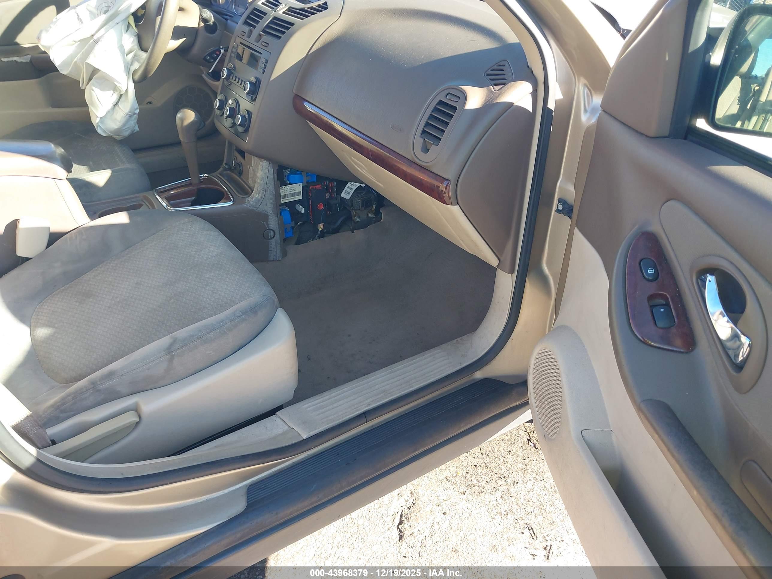 CHEVROLET MALIBU image 5