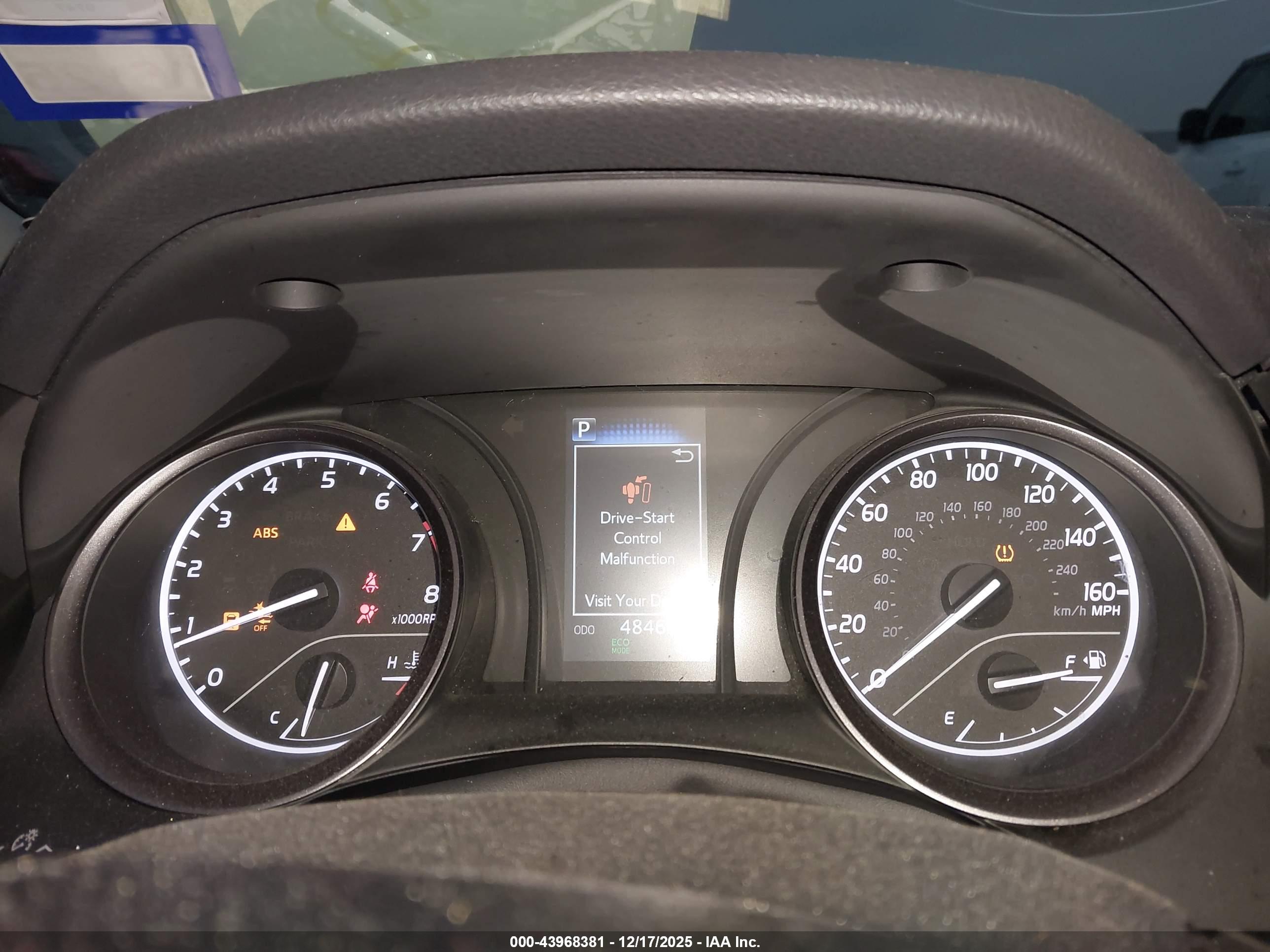 TOYOTA CAMRY image 7