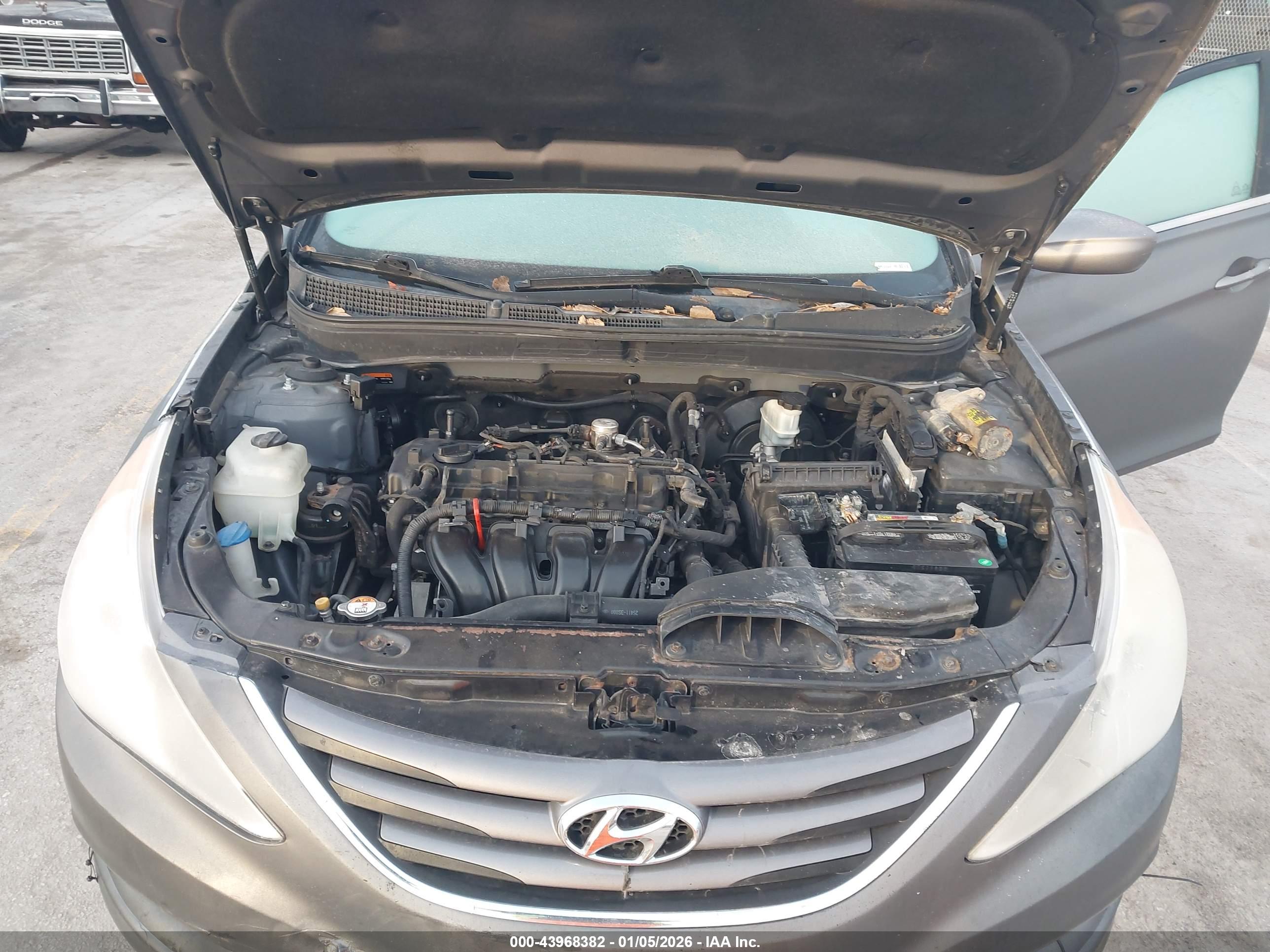 HYUNDAI SONATA image 10