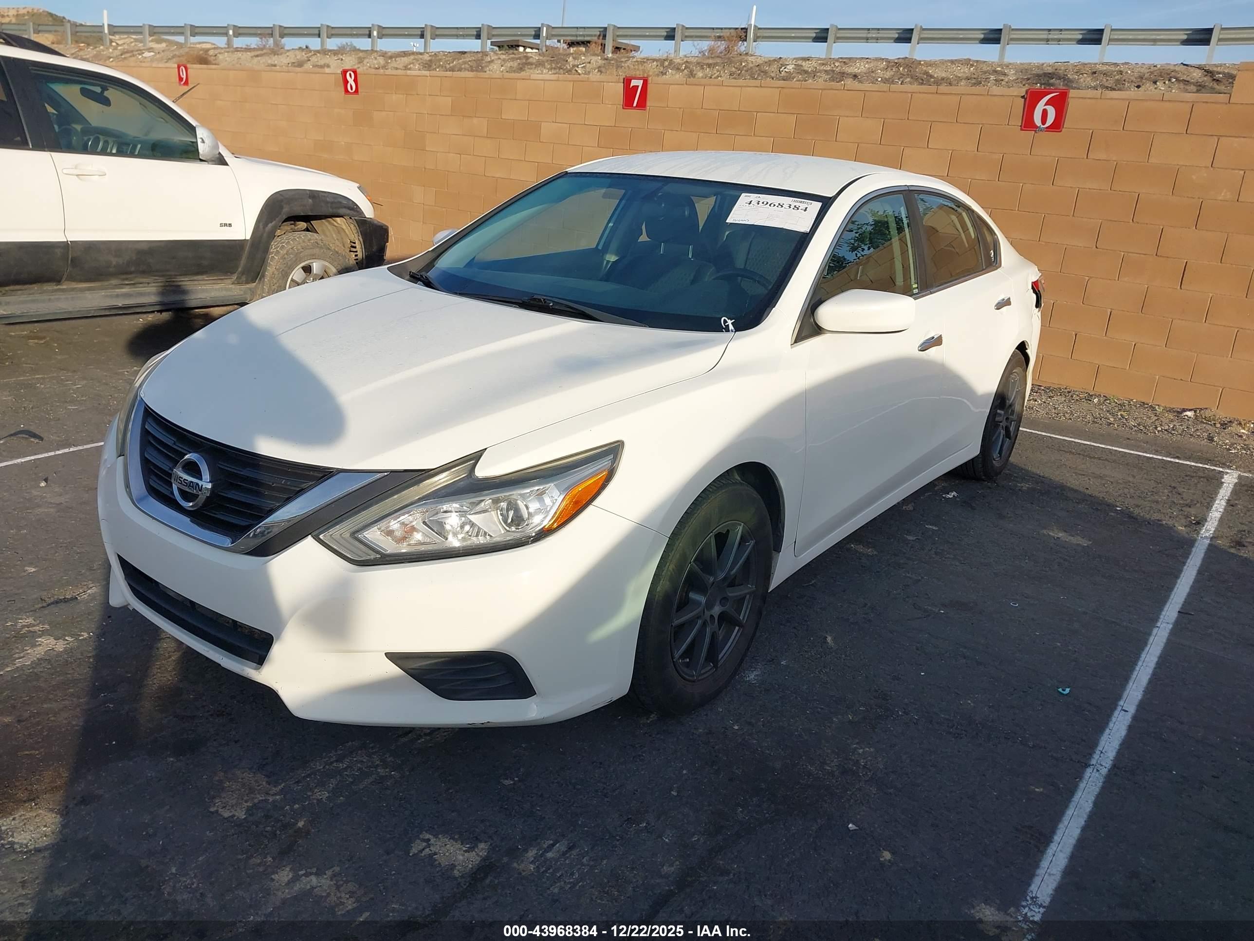 NISSAN ALTIMA image 2