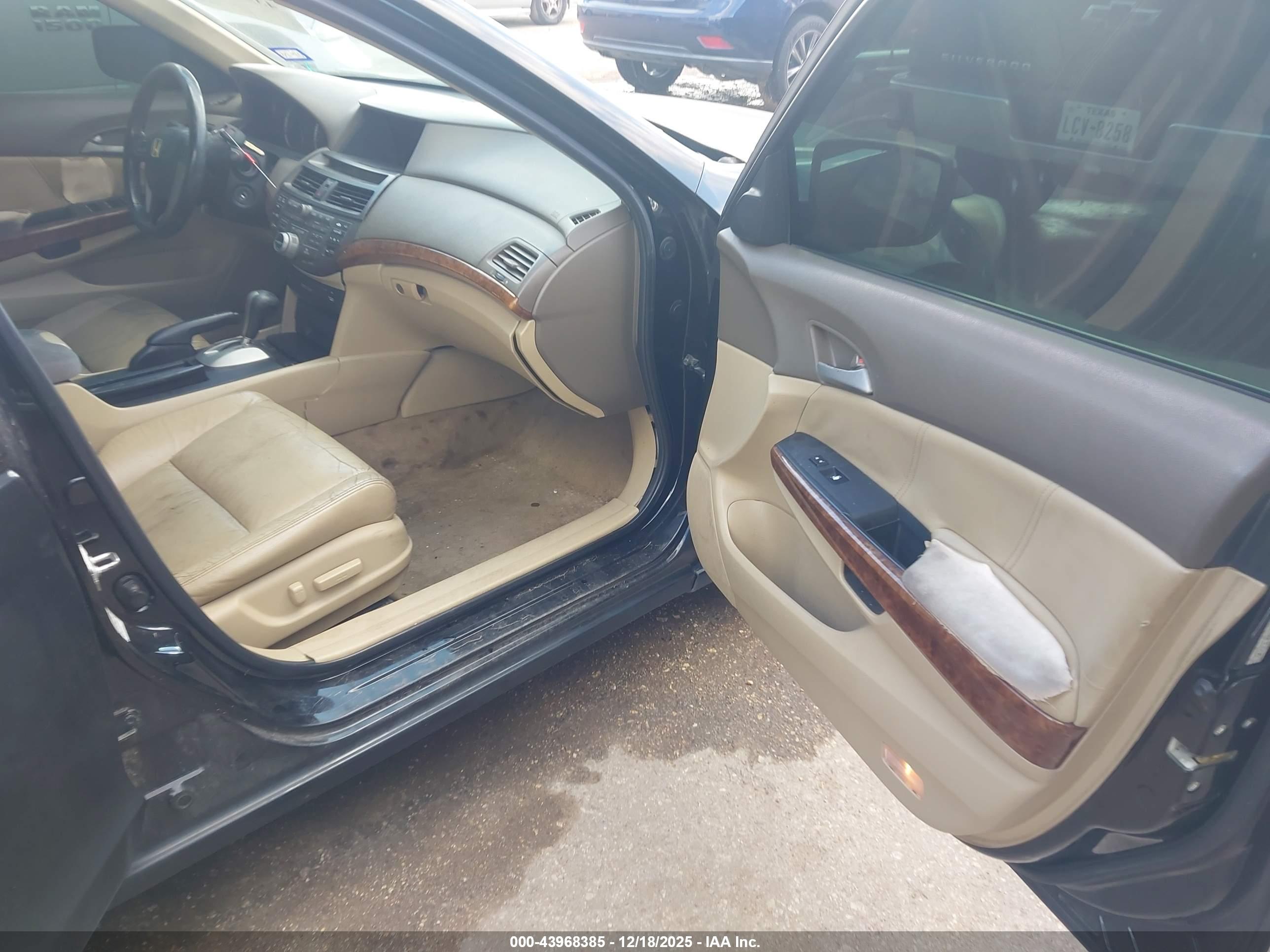HONDA ACCORD image 5