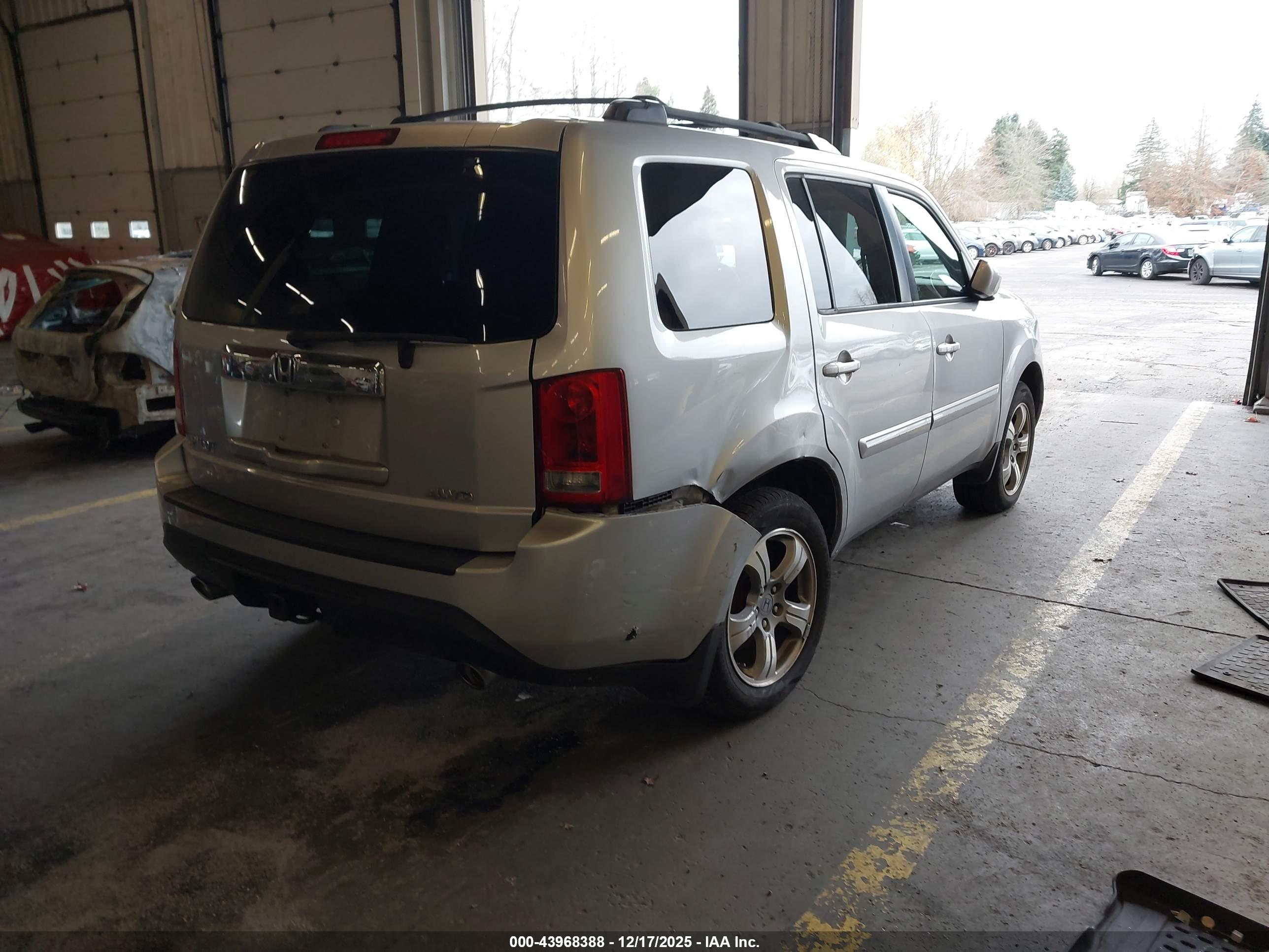 HONDA PILOT image 4