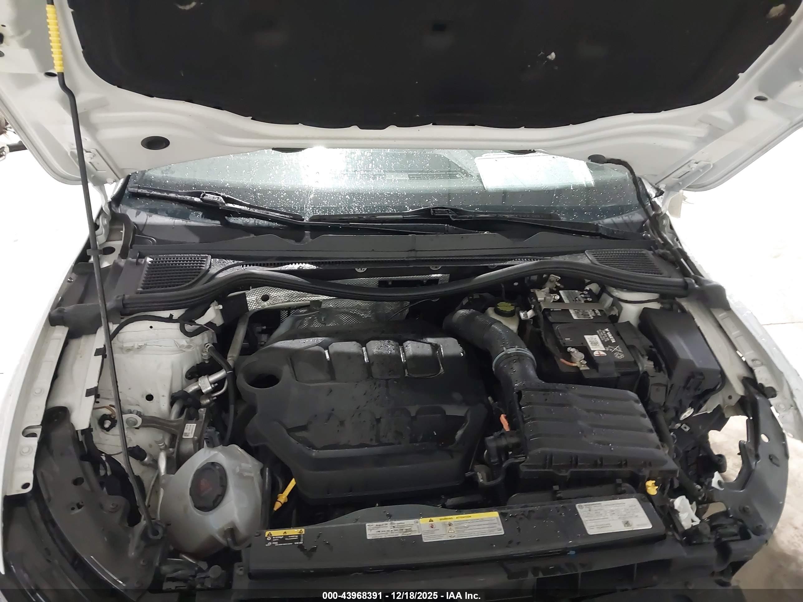VOLKSWAGEN GOLF image 10