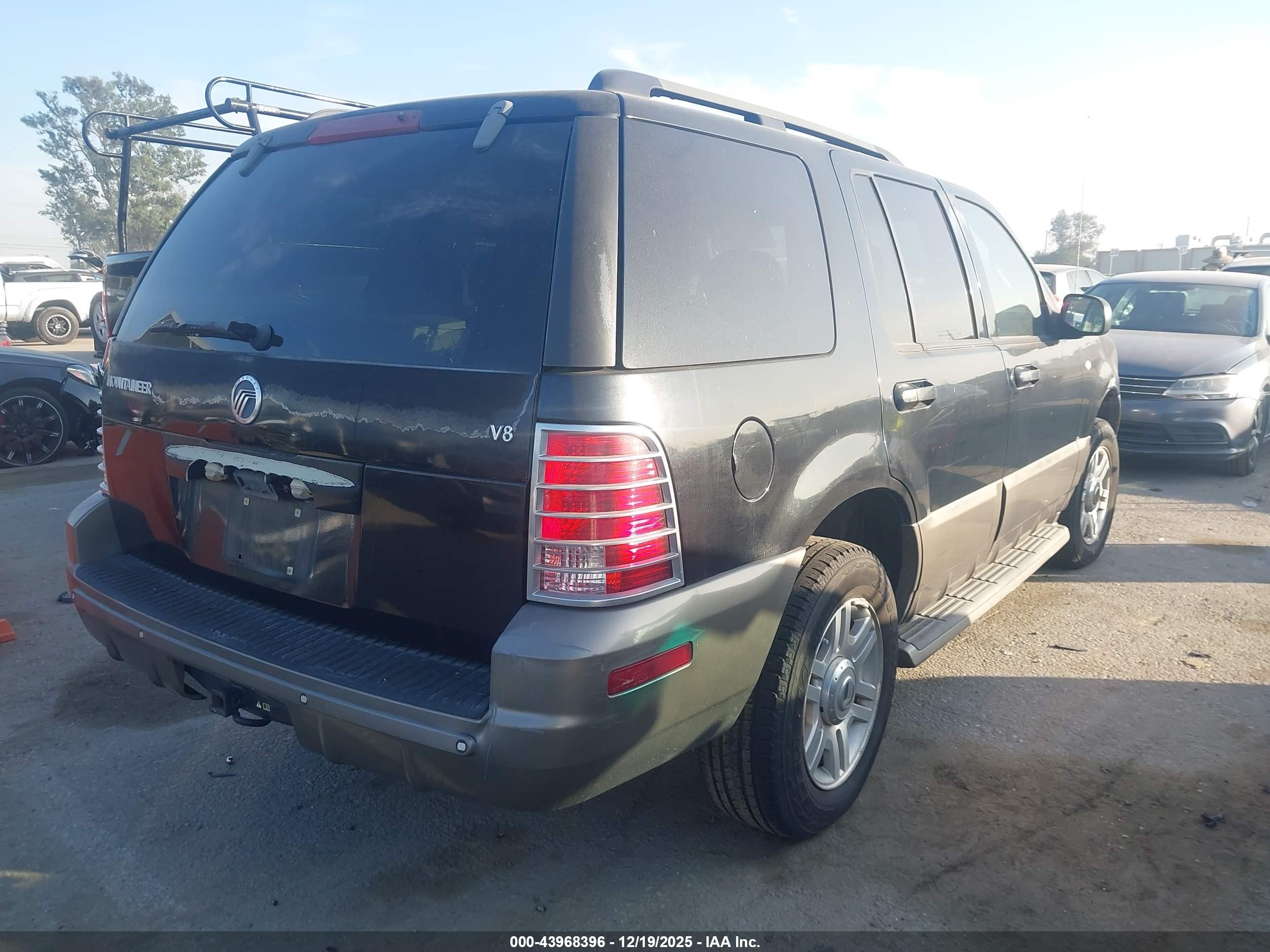 MERCURY MOUNTAINEER image 4