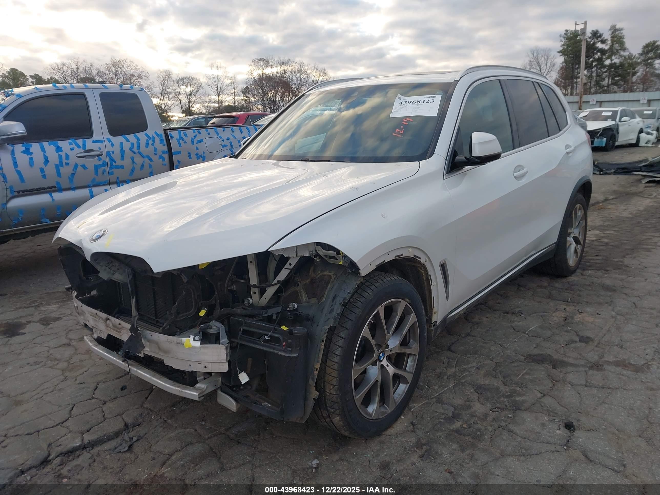 BMW X5 image 2