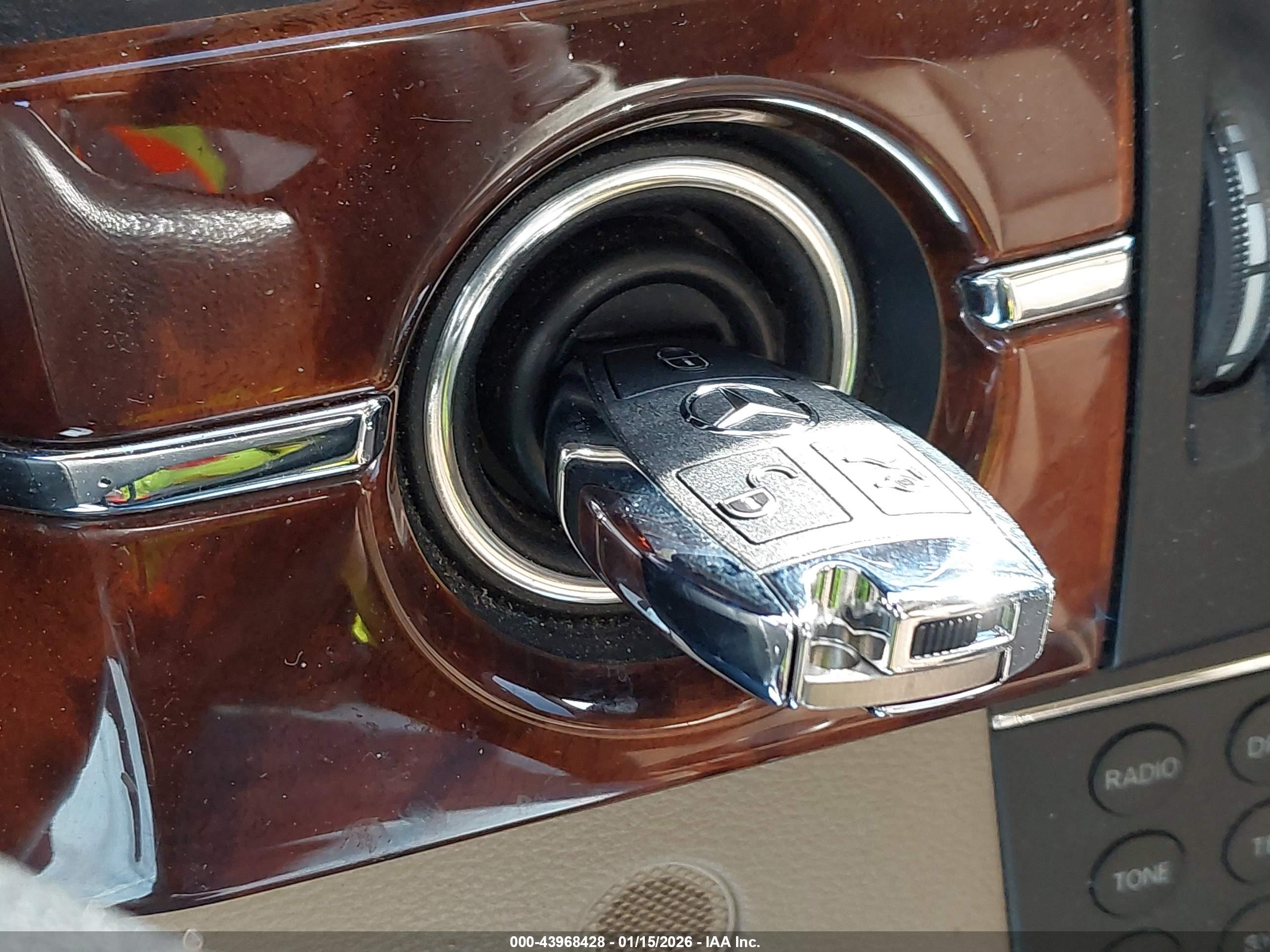MERCEDES-BENZ GLK image 11