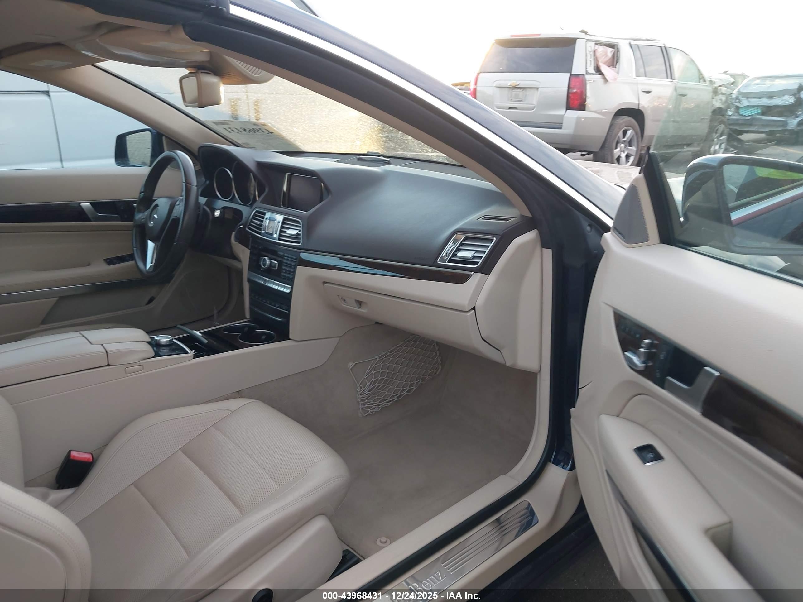 MERCEDES-BENZ E image 5