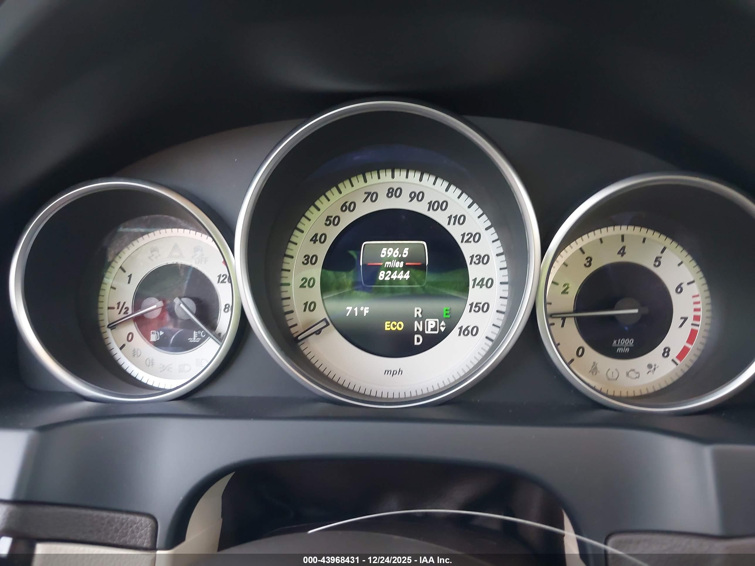 MERCEDES-BENZ E image 7