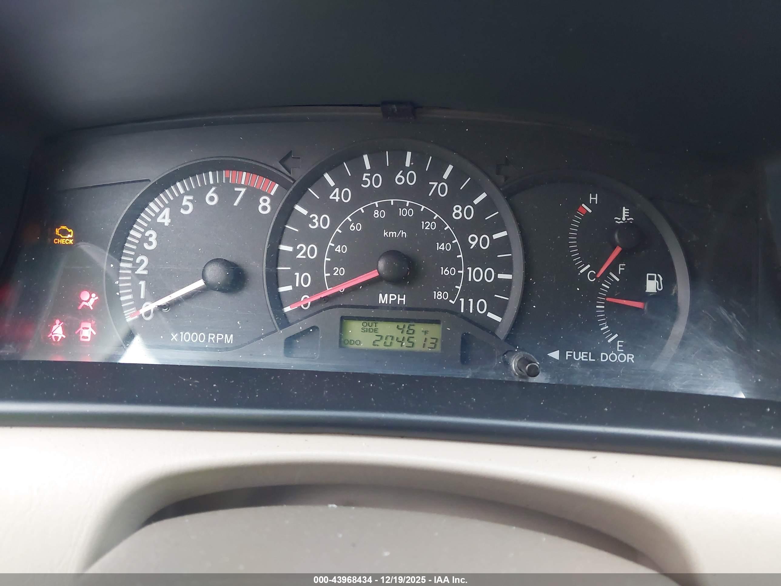 TOYOTA COROLLA image 7