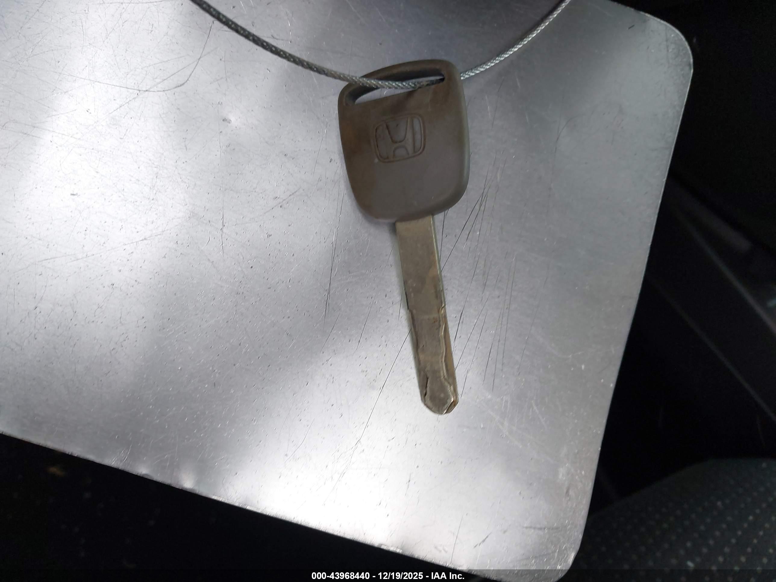 HONDA CR-V image 11