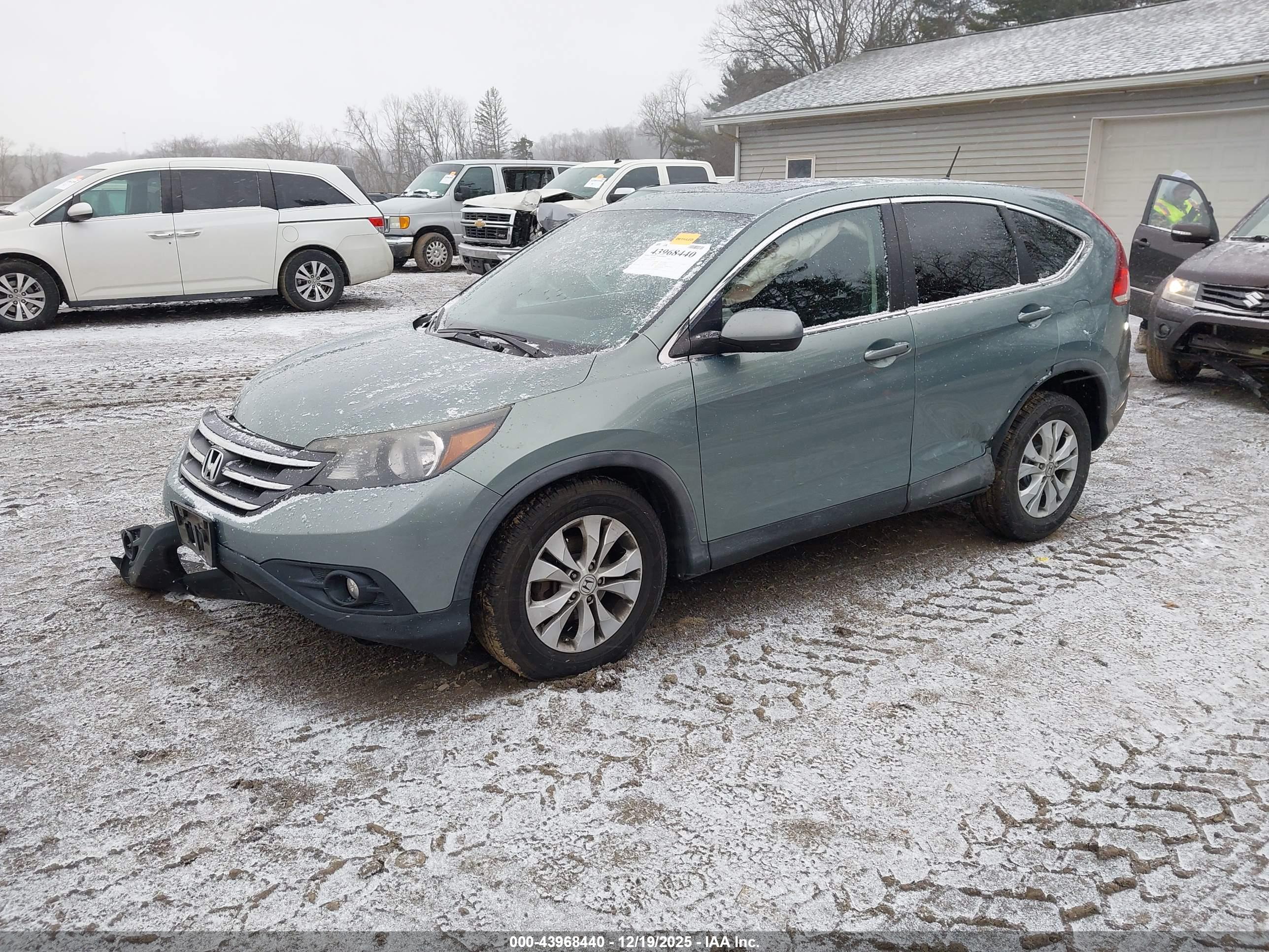 HONDA CR-V image 2