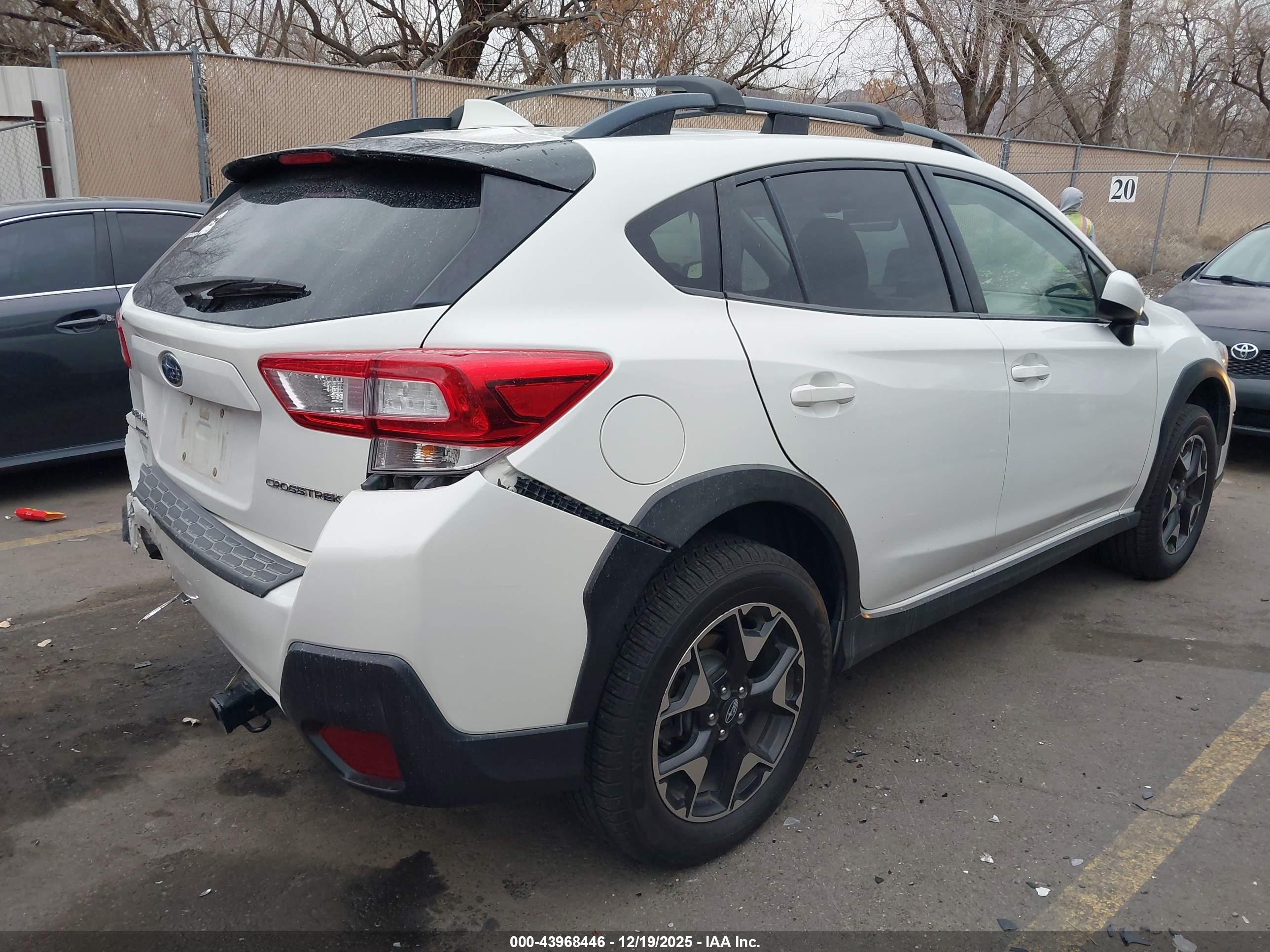 SUBARU CROSSTREK image 4