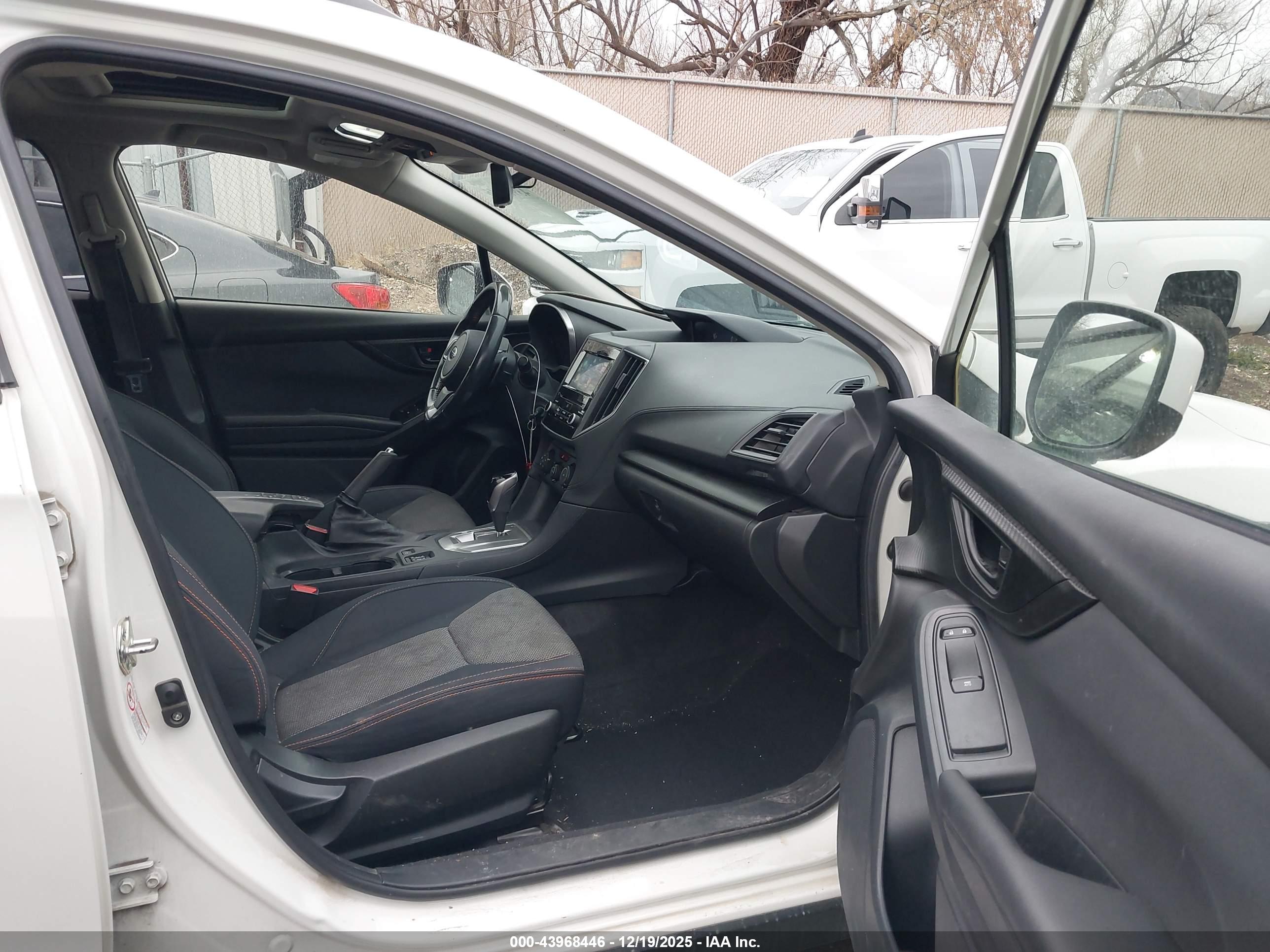 SUBARU CROSSTREK image 5