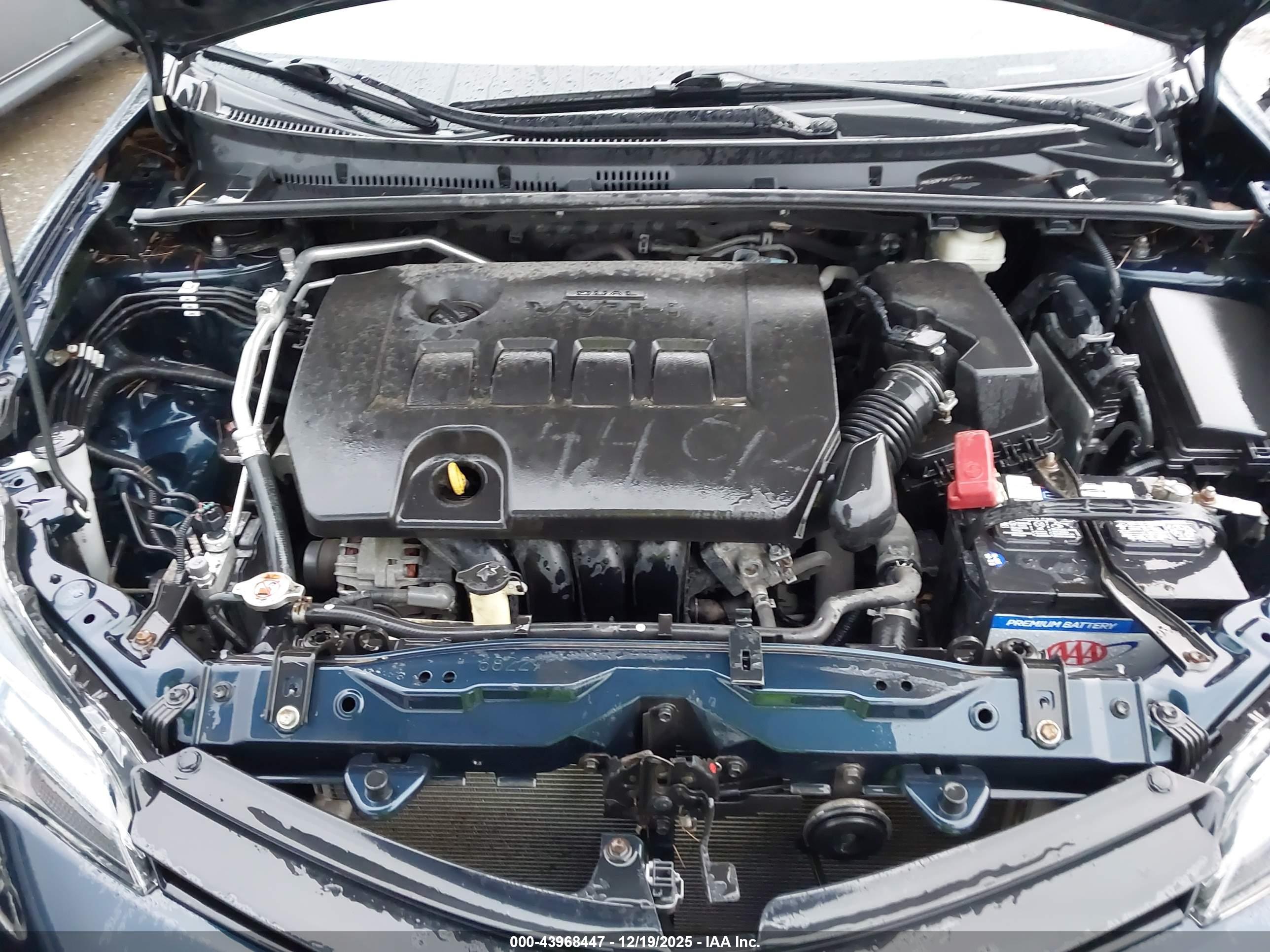 TOYOTA COROLLA image 10