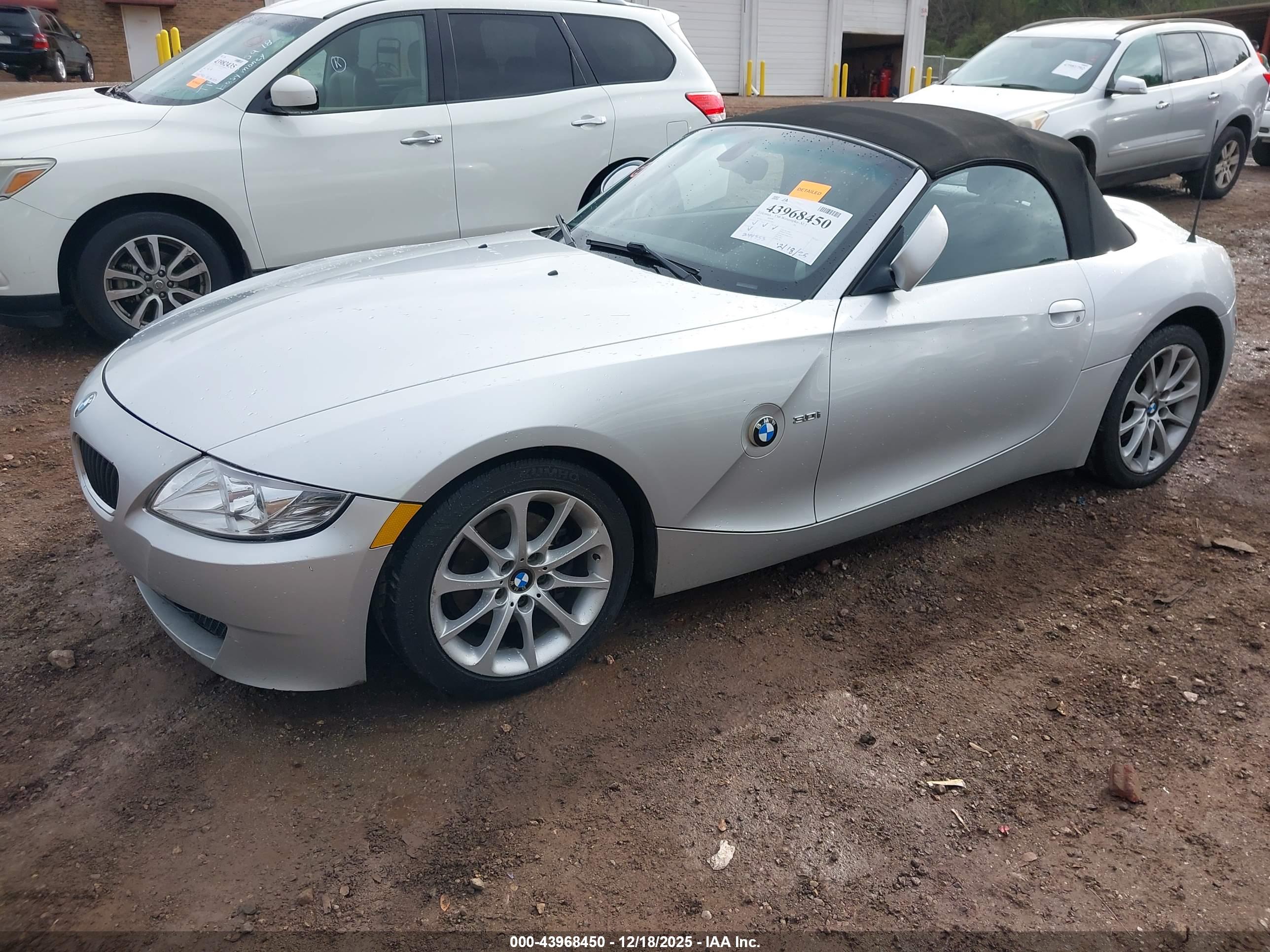 BMW Z4 image 2