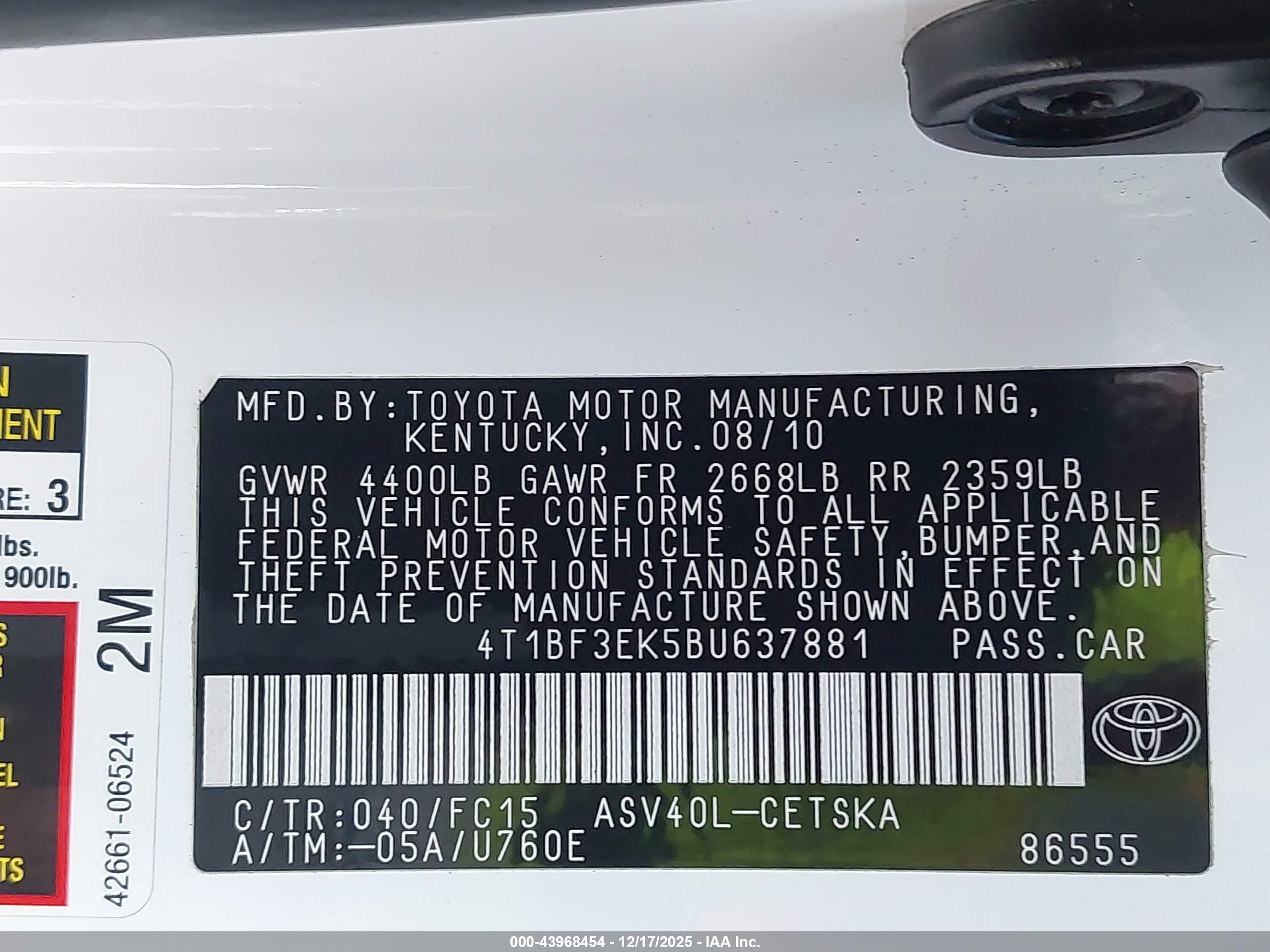 TOYOTA CAMRY image 9