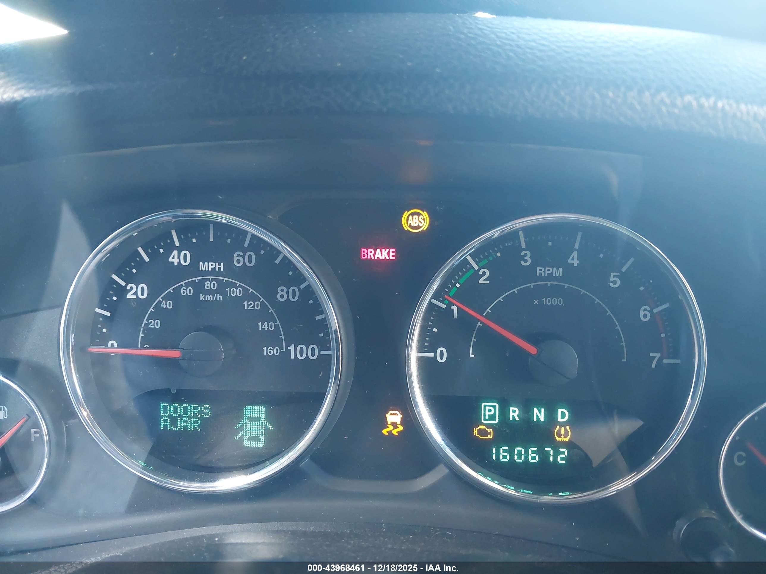 JEEP WRANGLER image 7