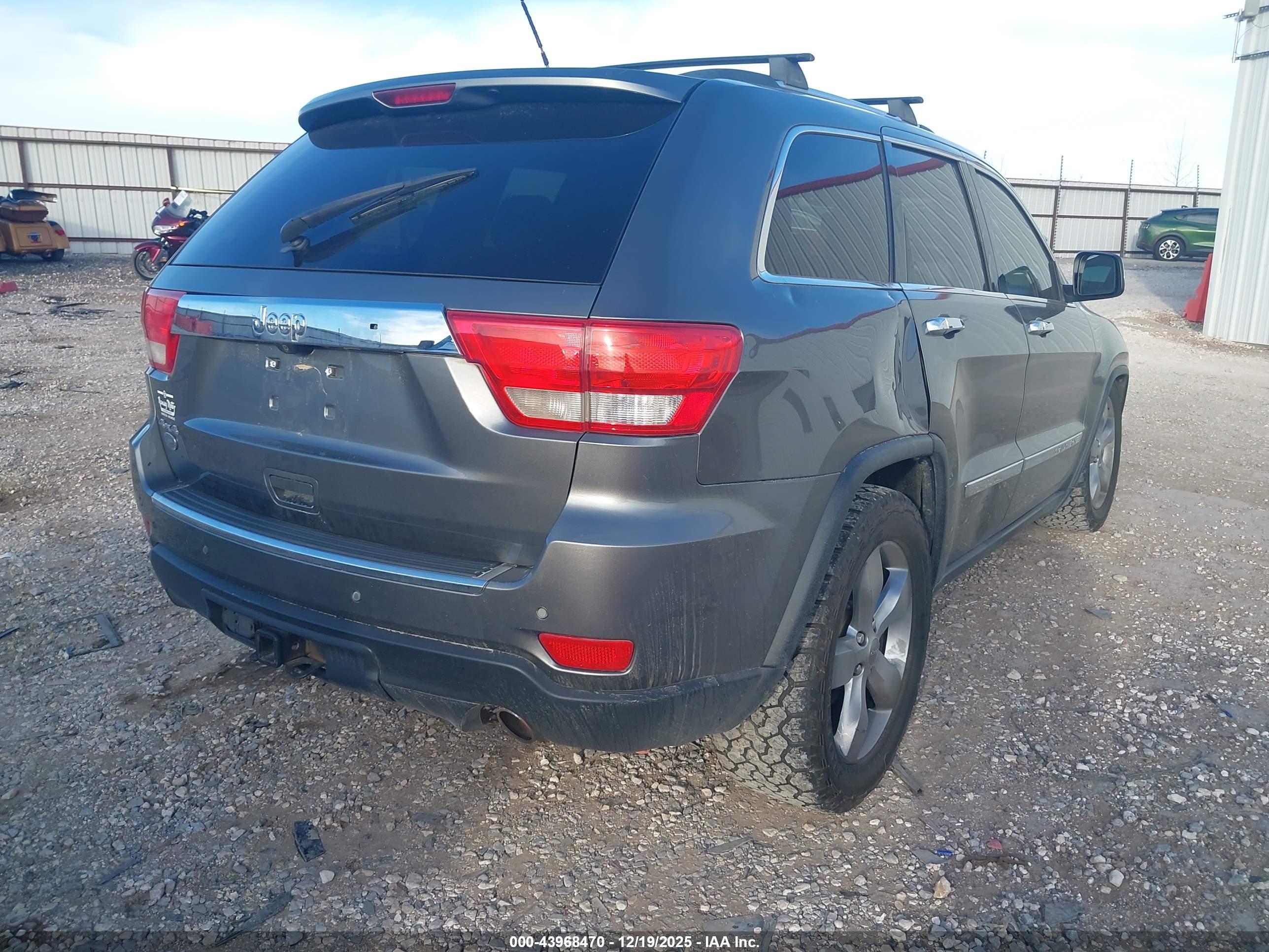 JEEP GRAND image 4