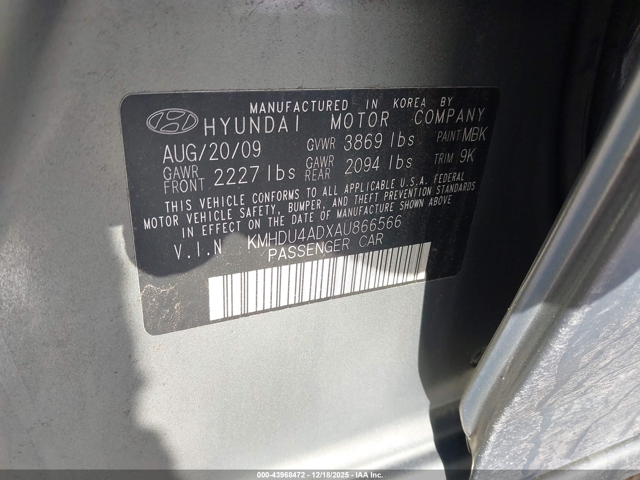 HYUNDAI ELANTRA image 9