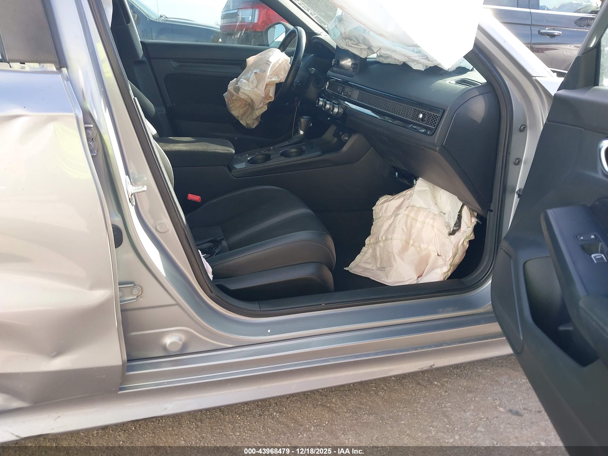 HONDA CIVIC image 5