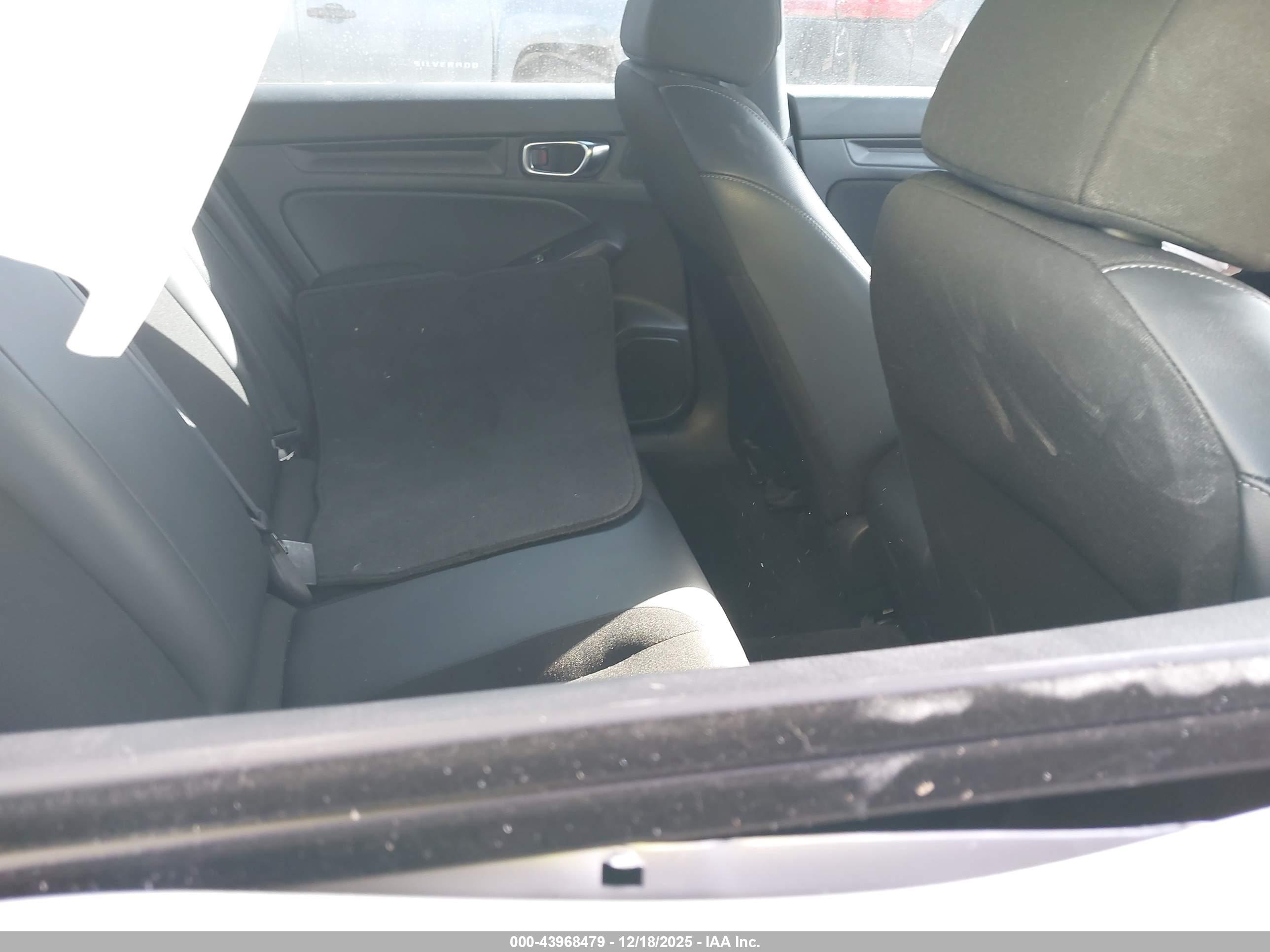 HONDA CIVIC image 8