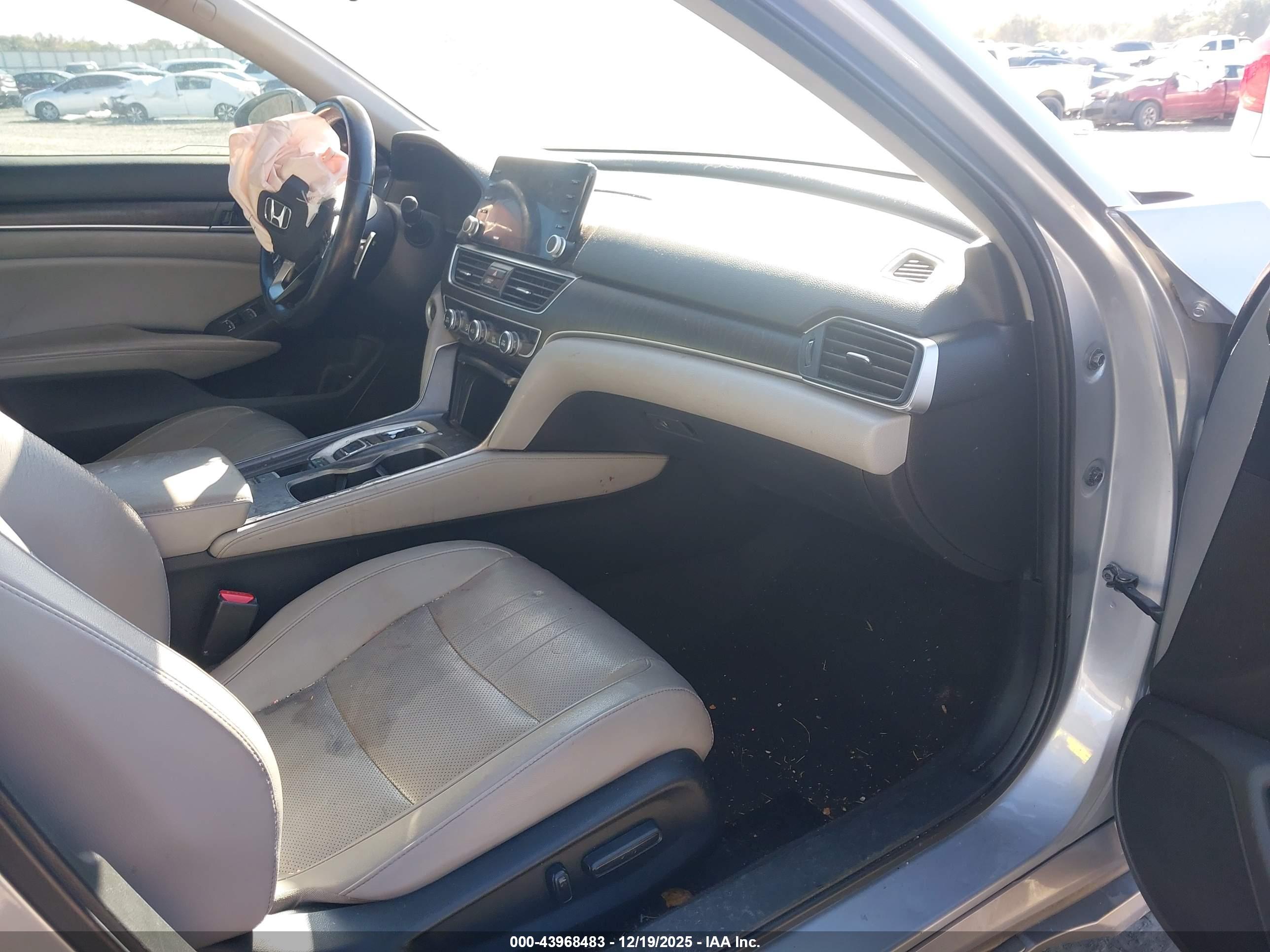 HONDA ACCORD image 5