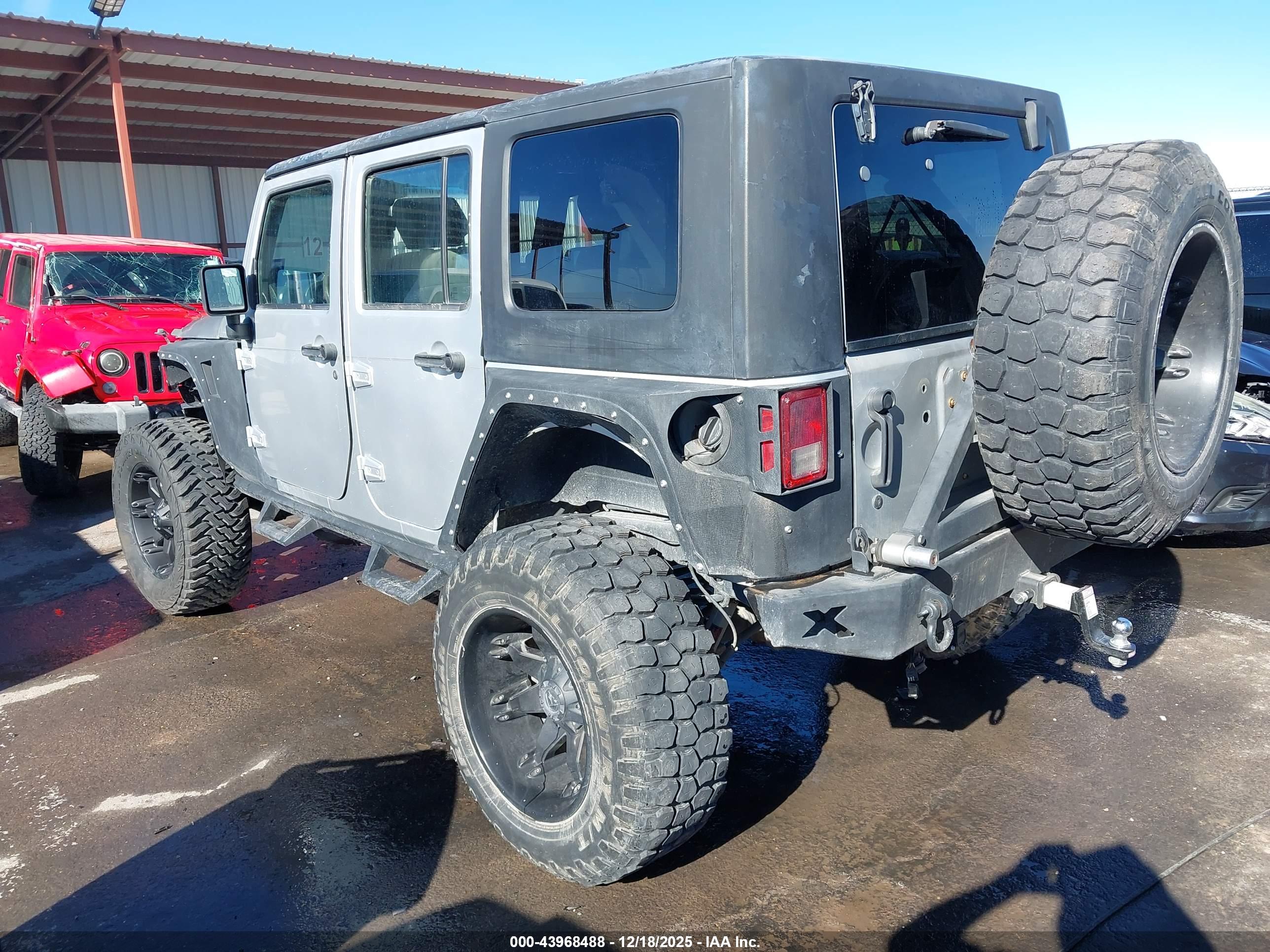 JEEP WRANGLER image 3
