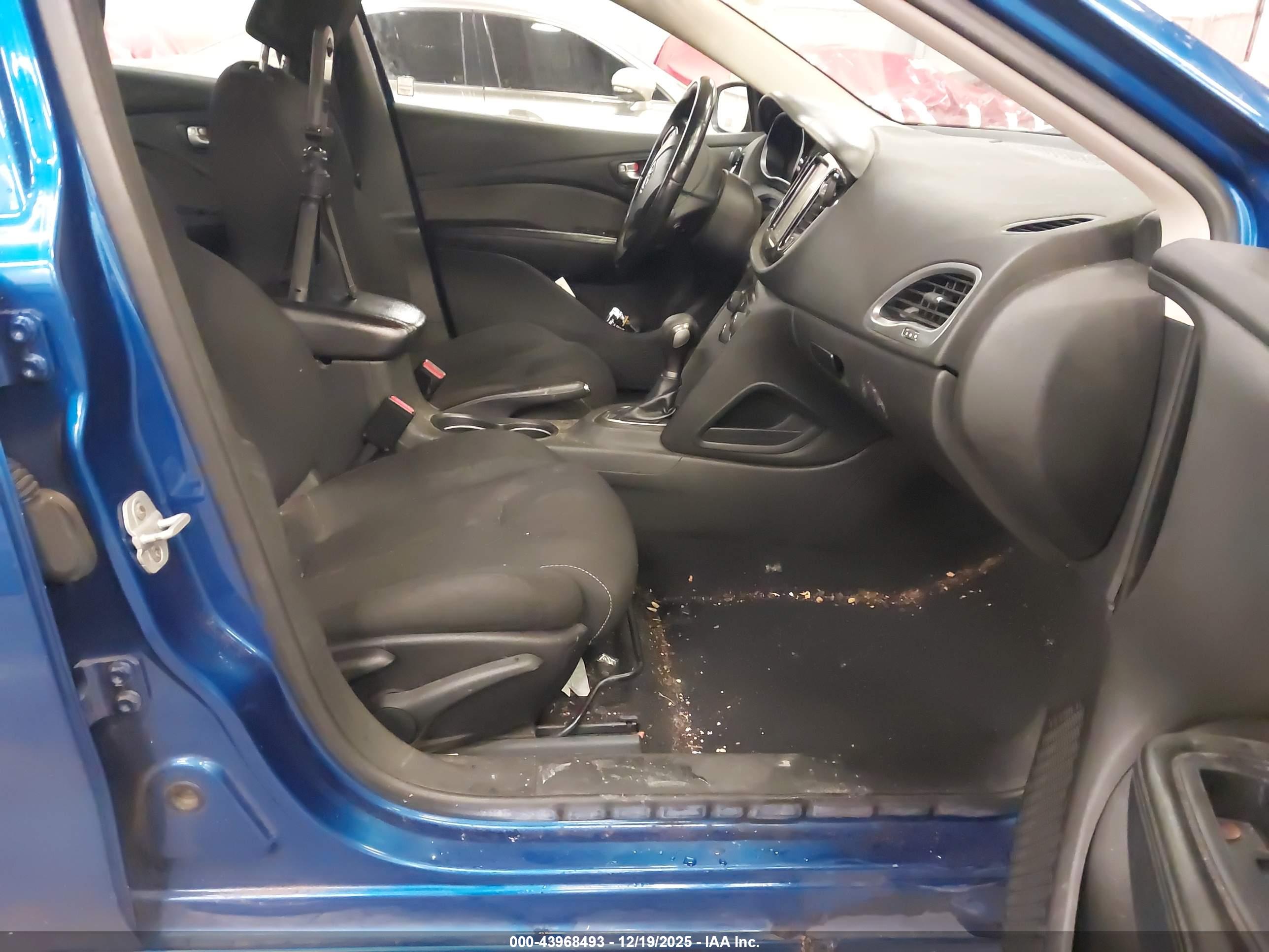 DODGE DART image 5