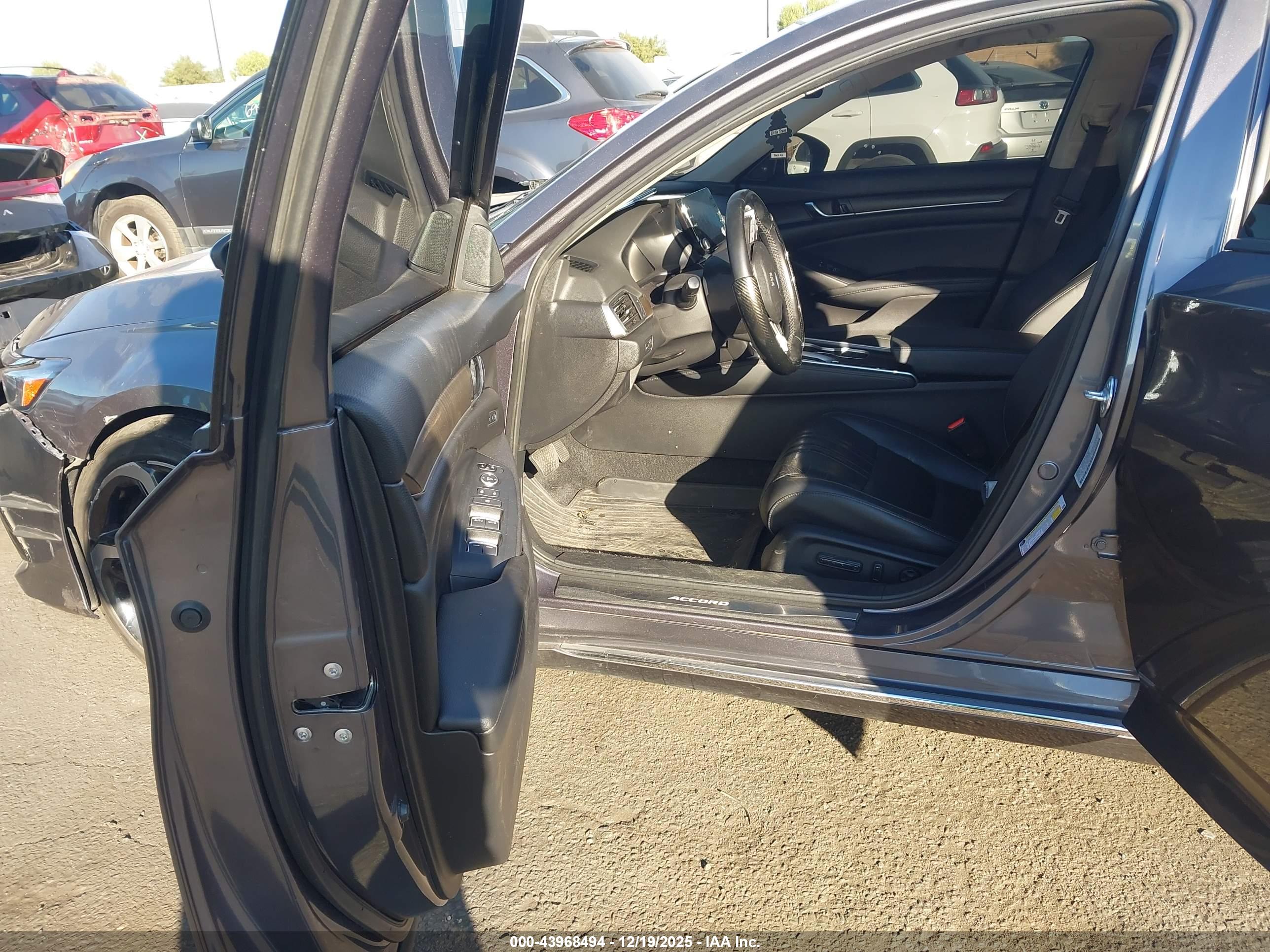 HONDA ACCORD image 5