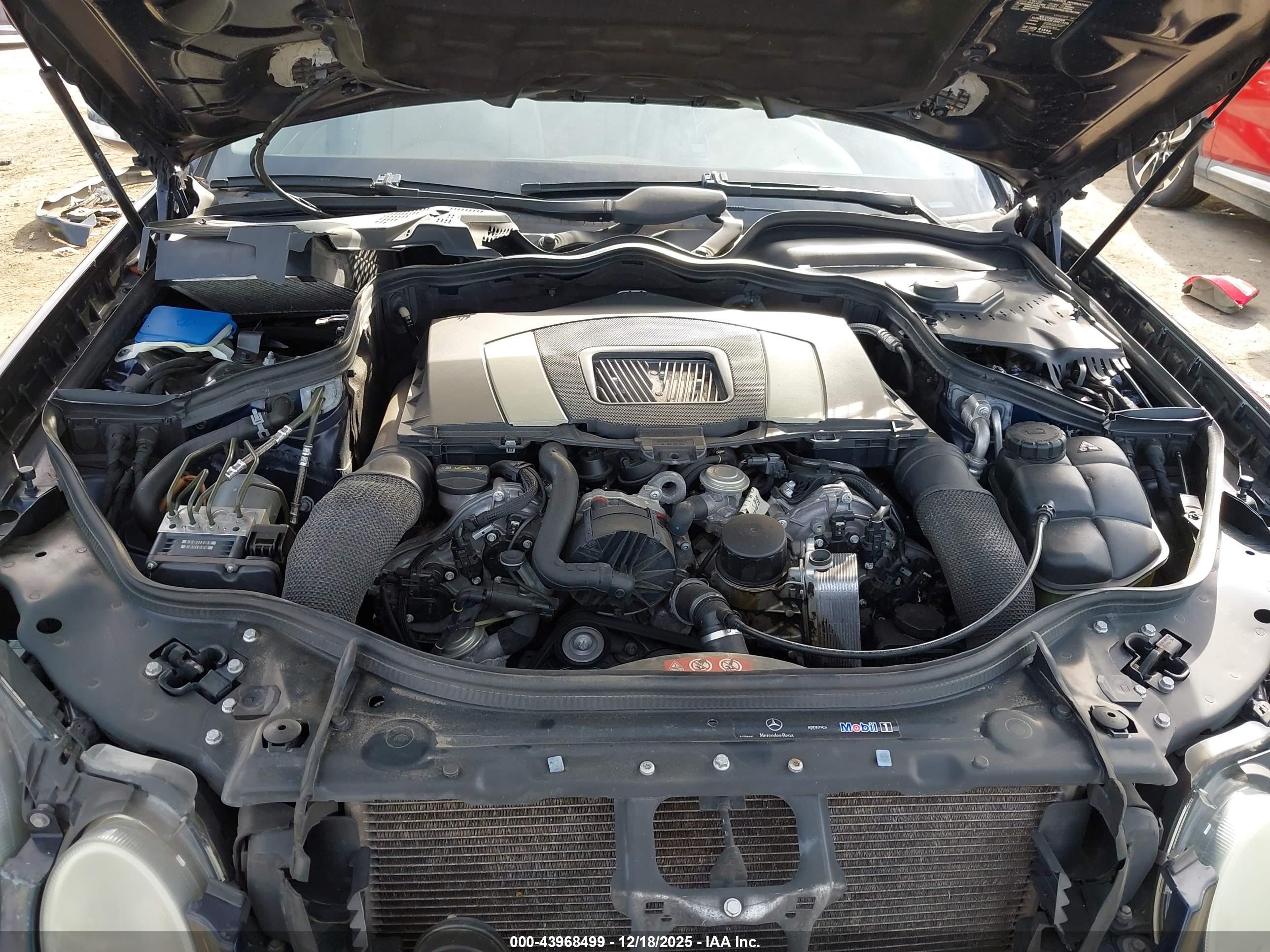MERCEDES-BENZ E image 10
