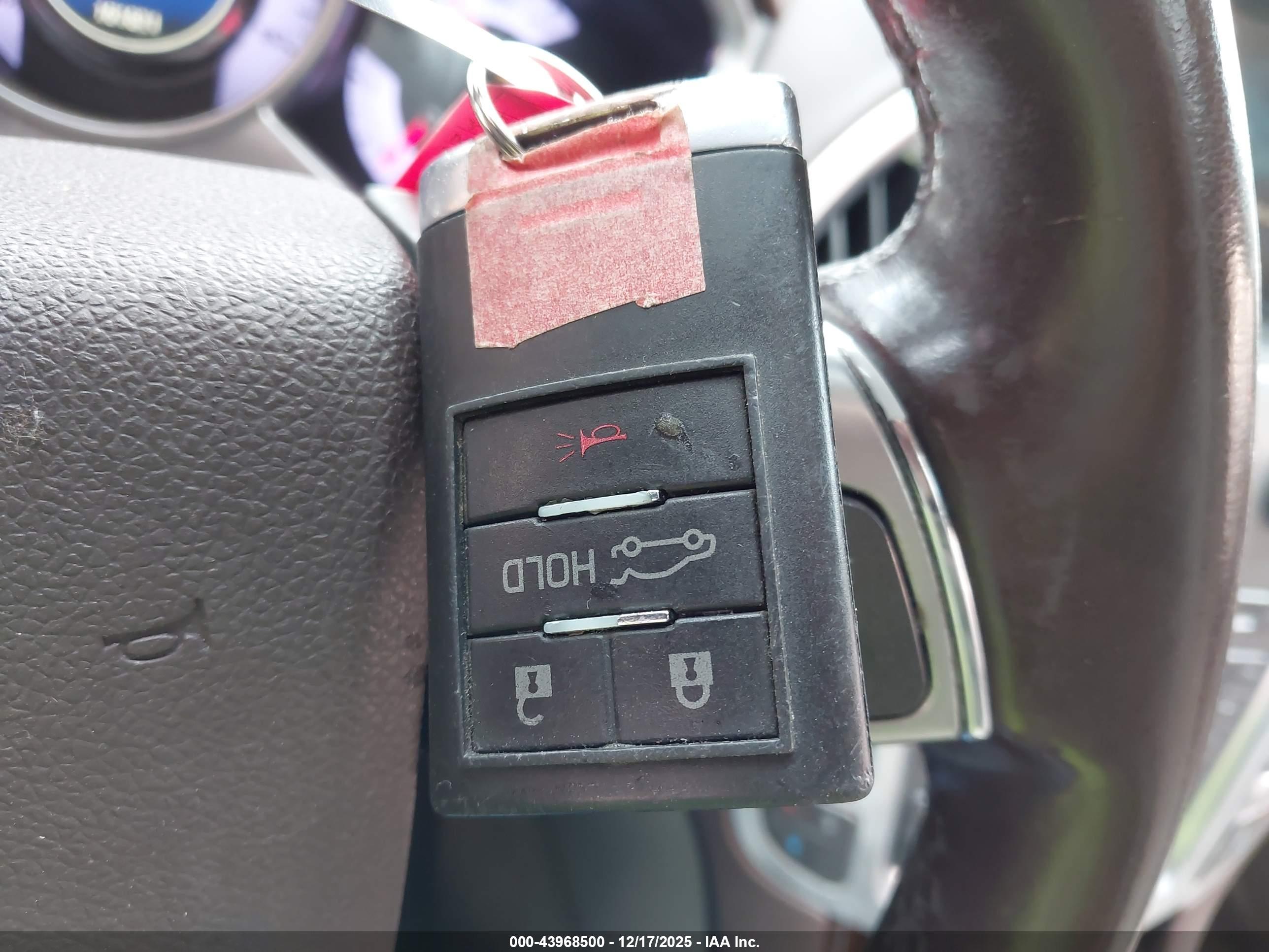 CADILLAC SRX image 11