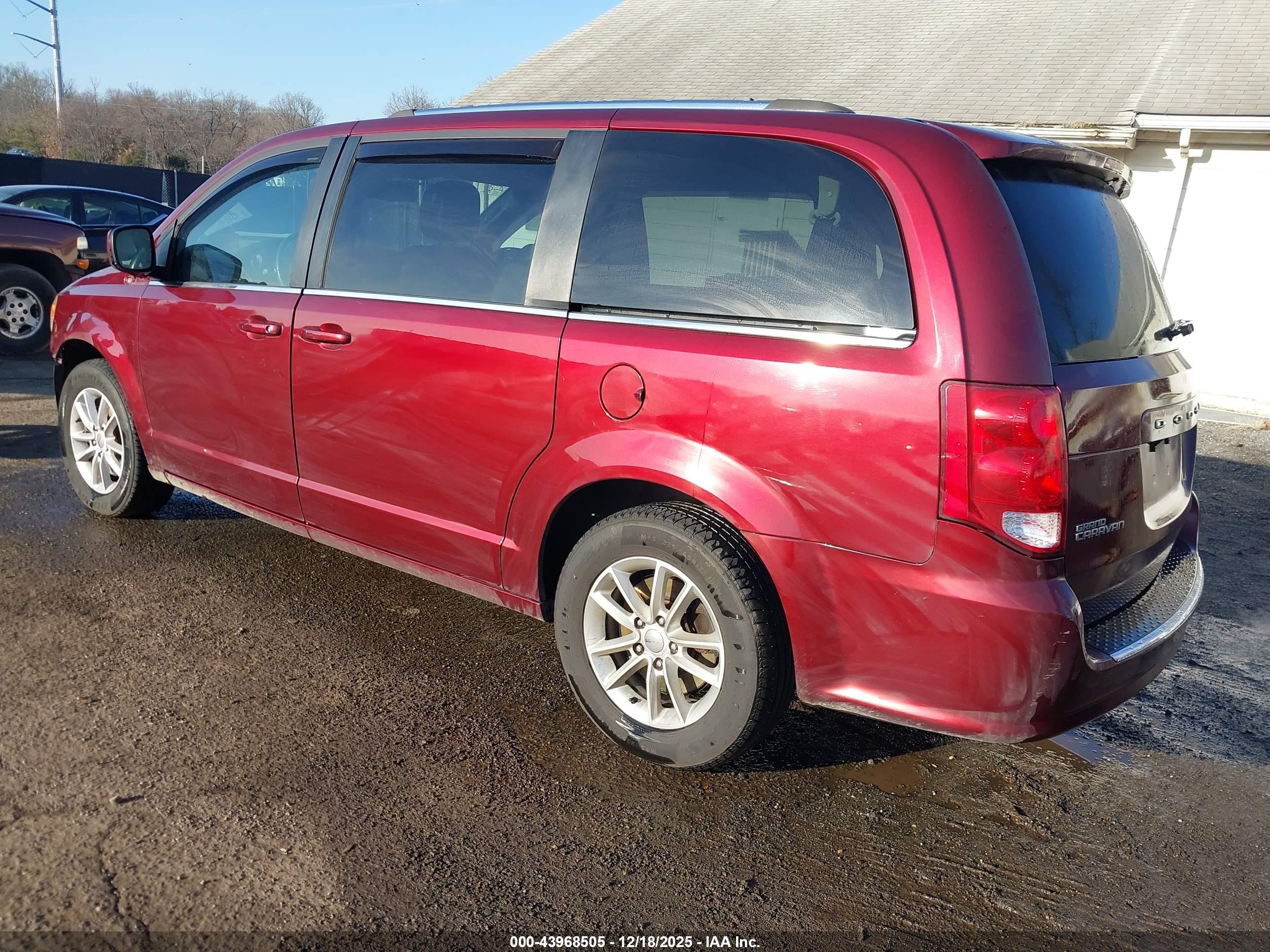 DODGE GRAND image 3
