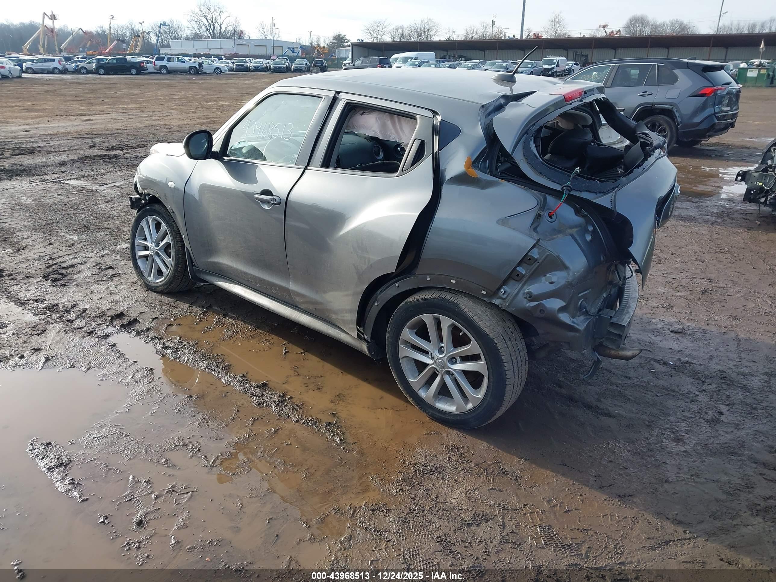 NISSAN JUKE image 3
