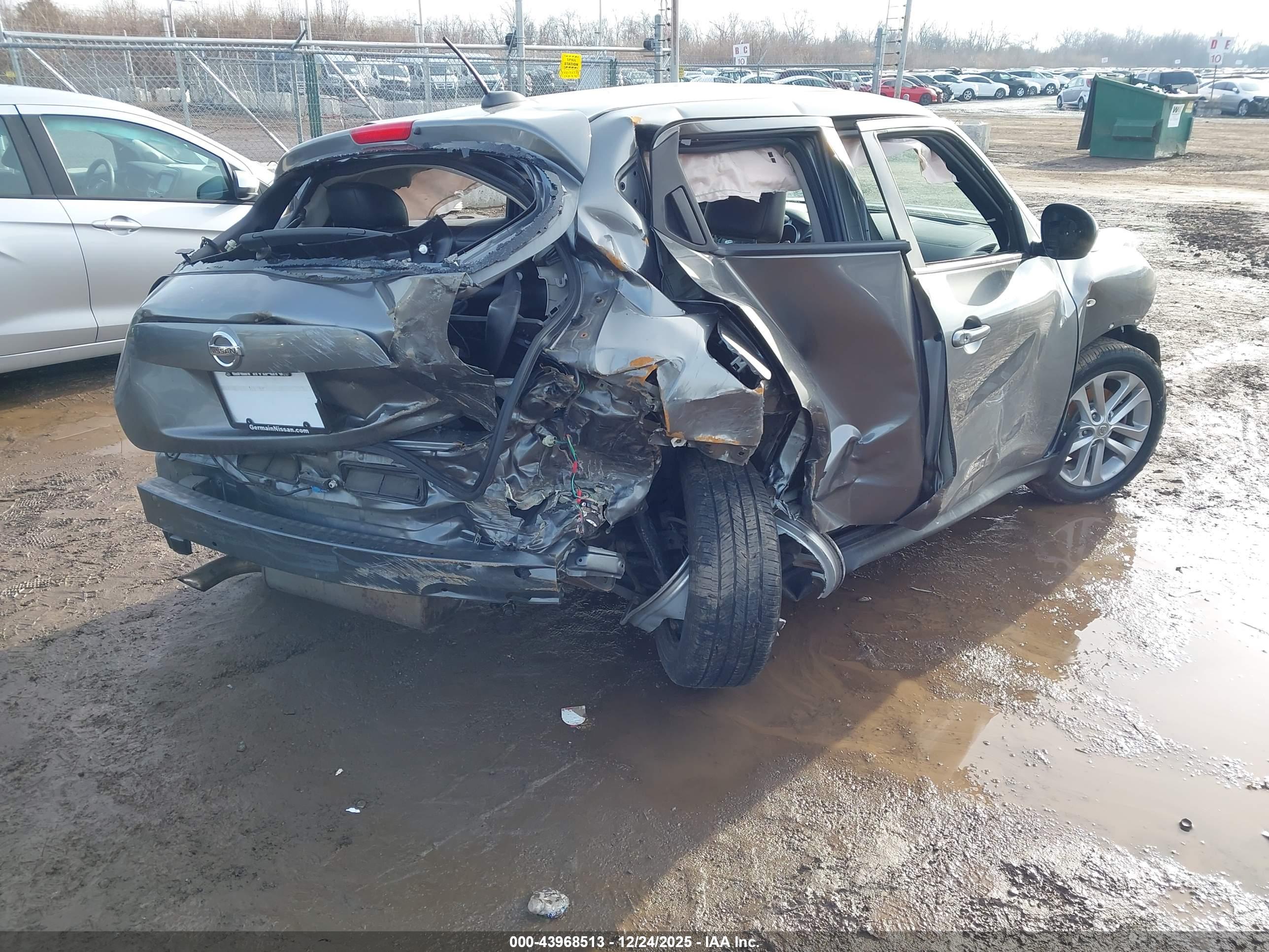 NISSAN JUKE image 4