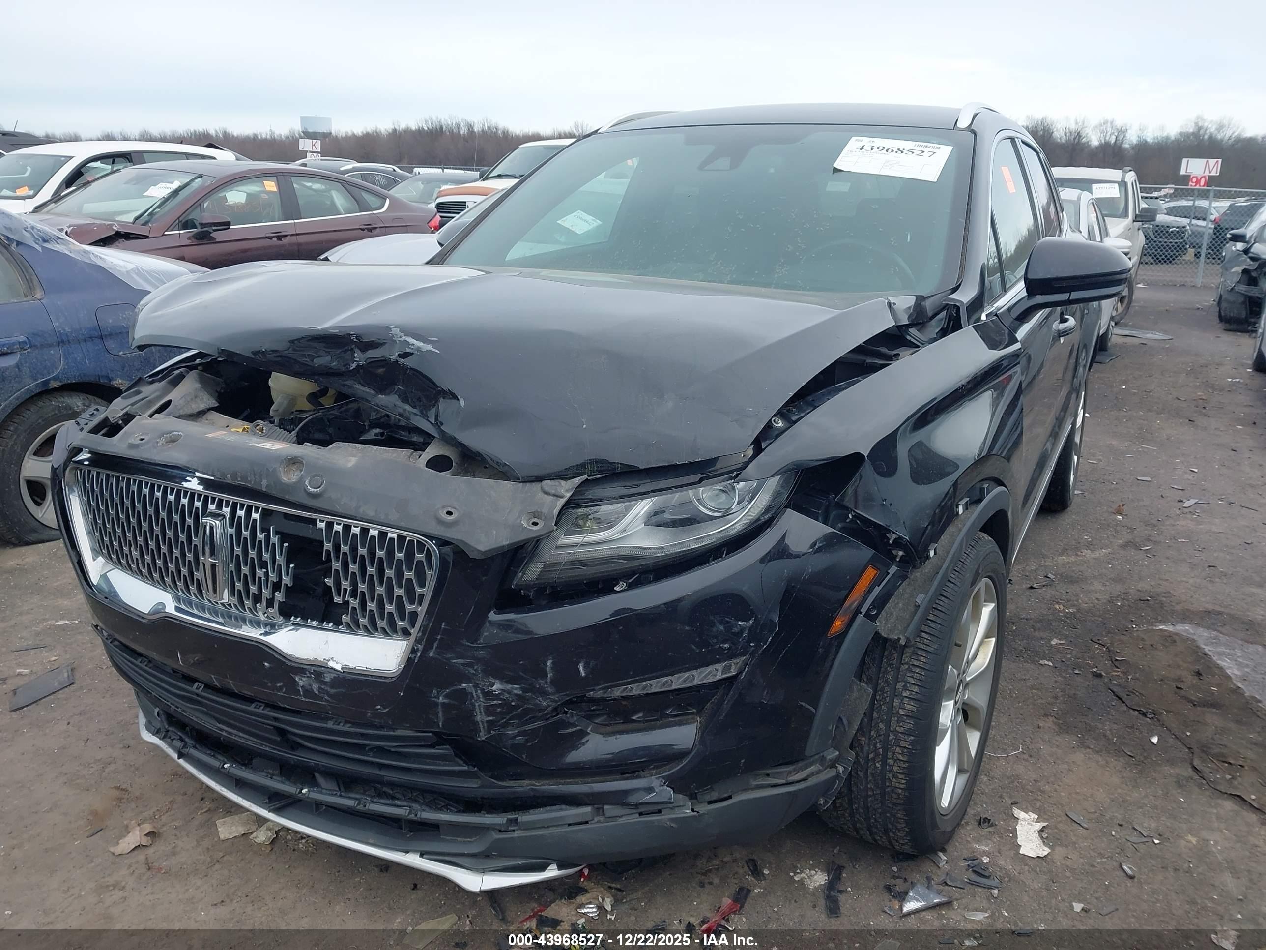 LINCOLN MKC image 6