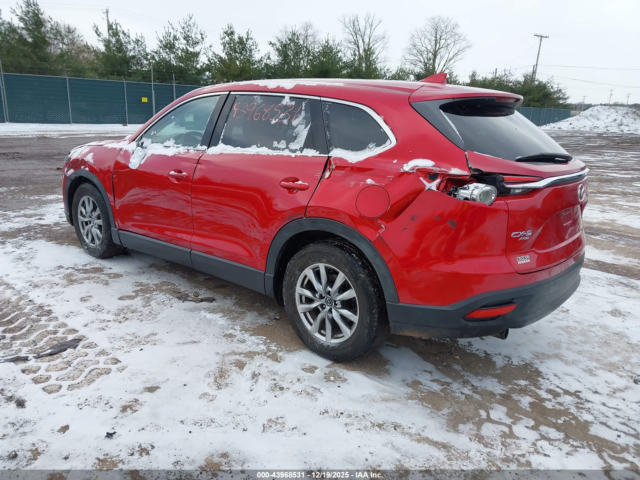 MAZDA CX-9 image 3