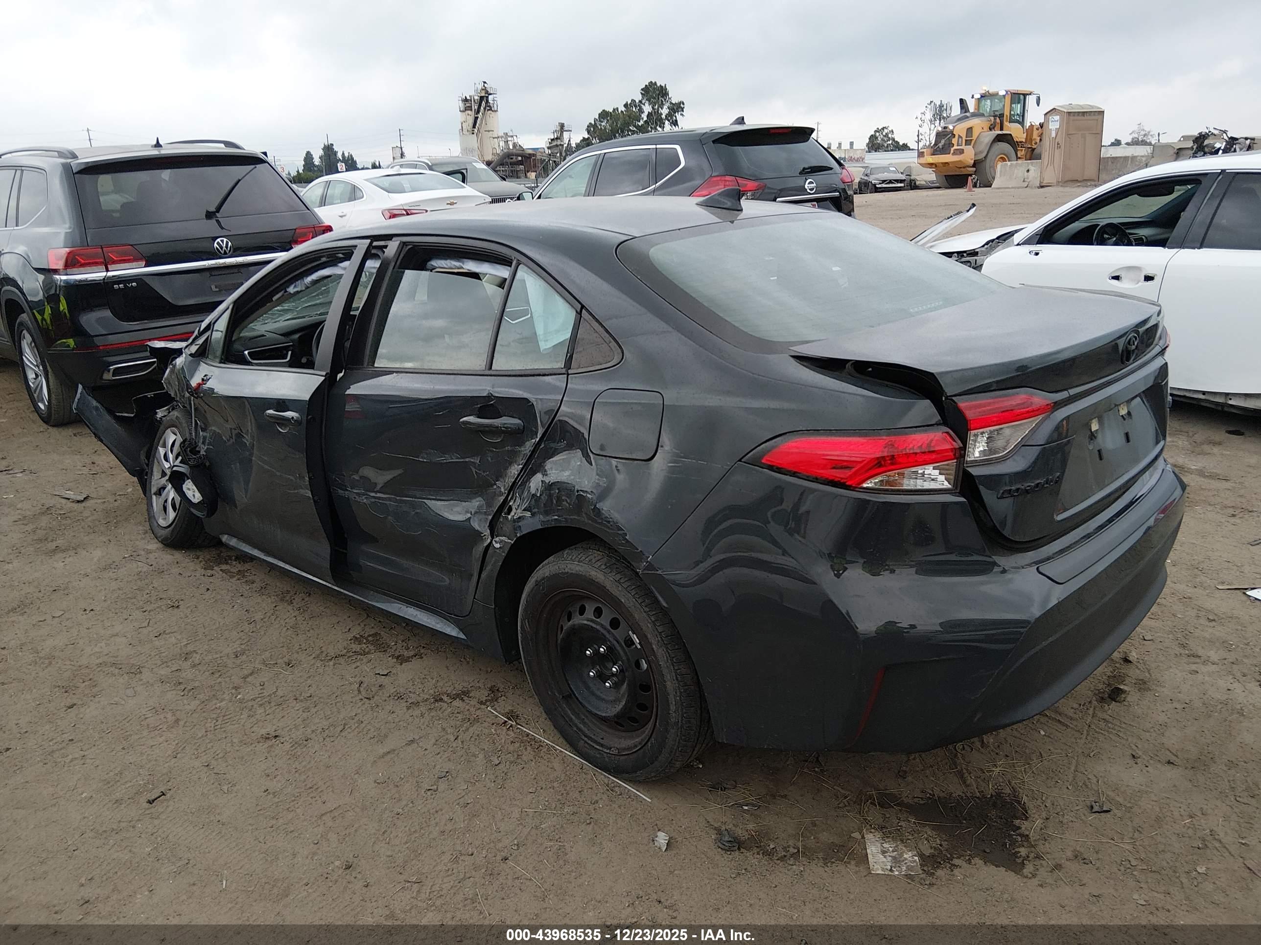TOYOTA COROLLA image 3