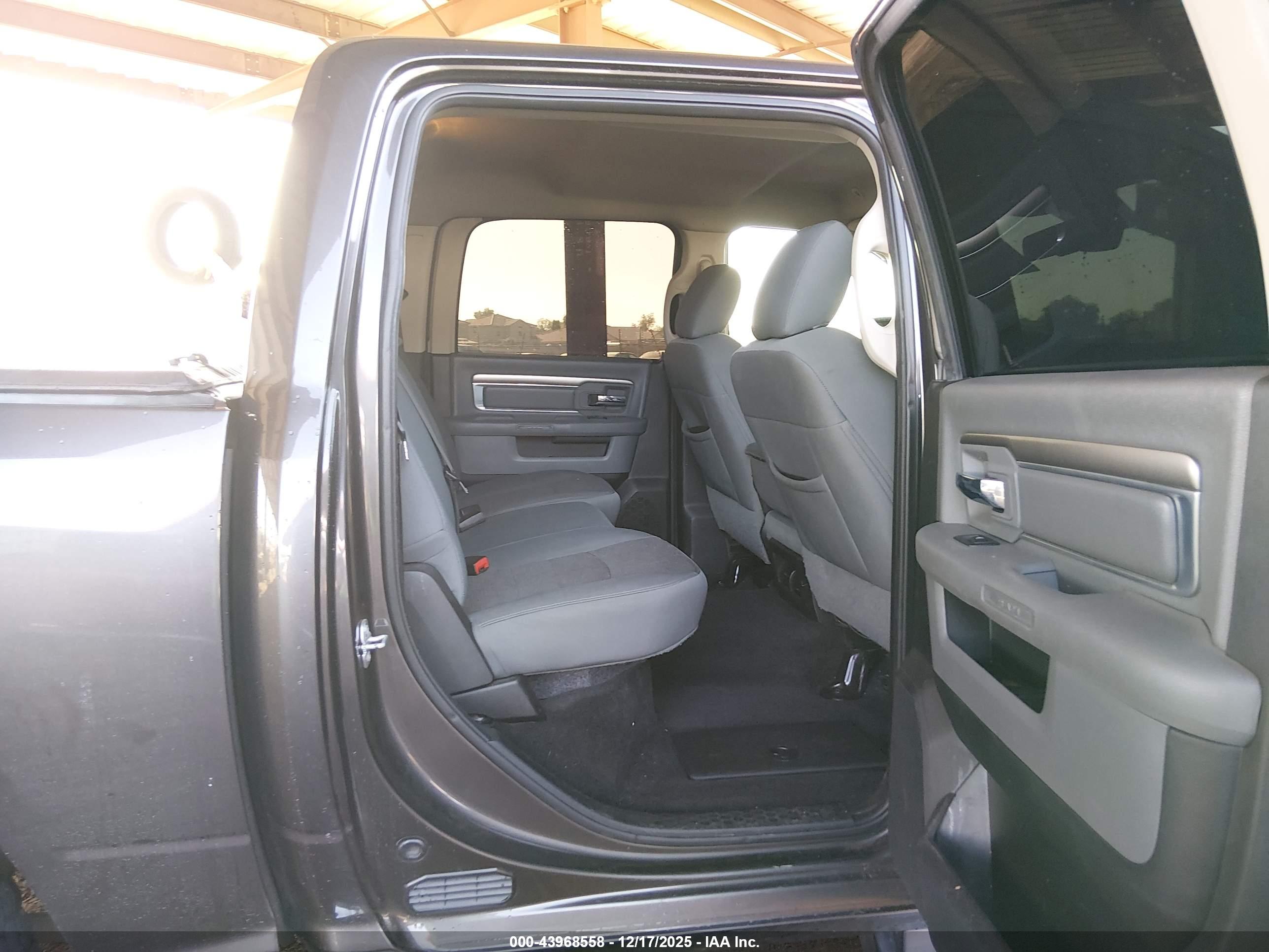 RAM 1500 image 8