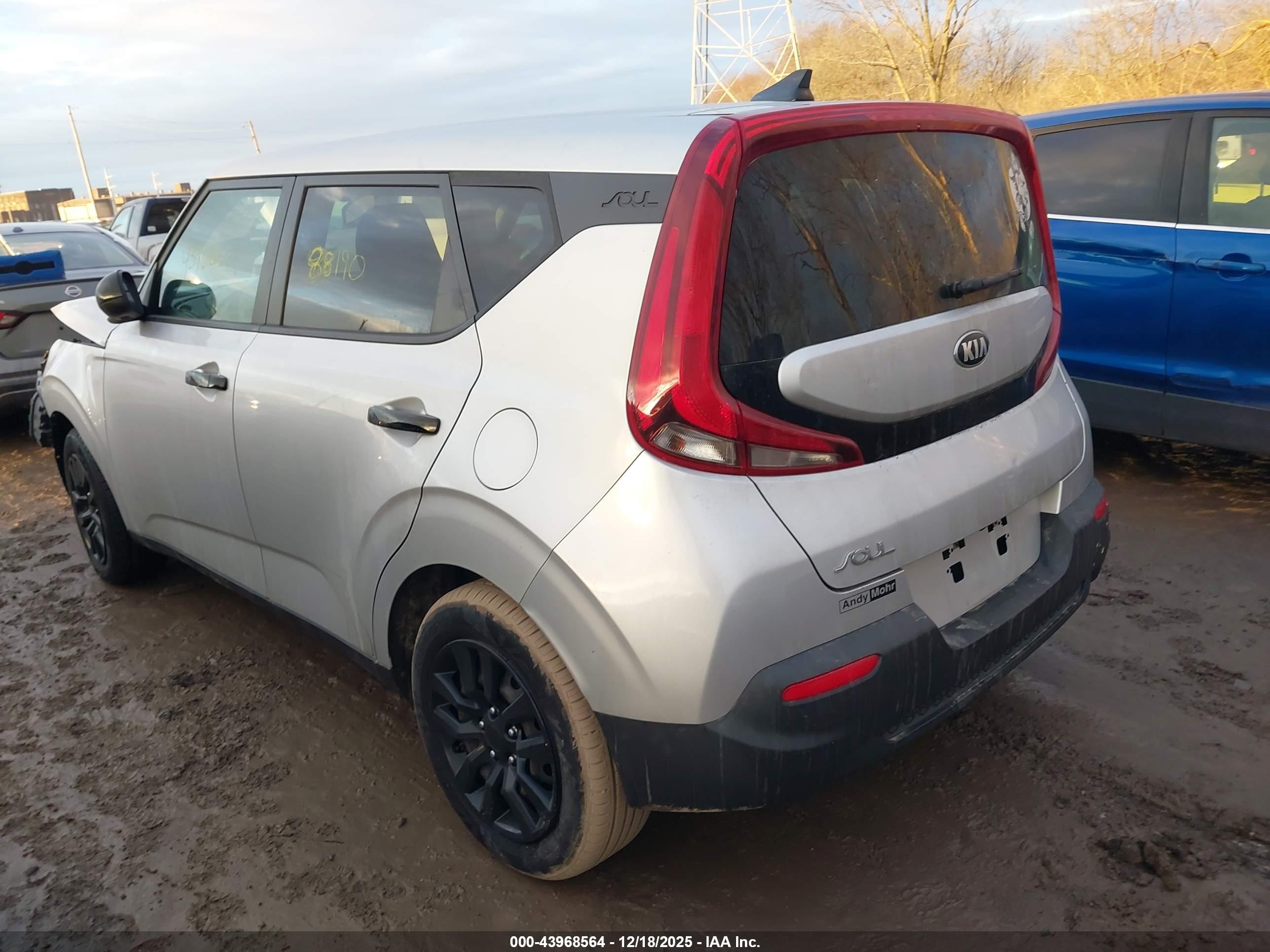 KIA SOUL image 3