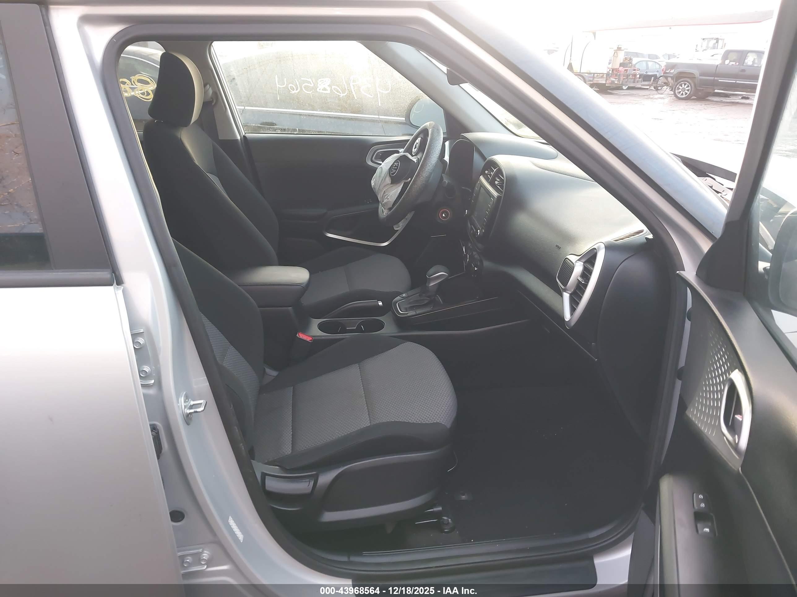 KIA SOUL image 5