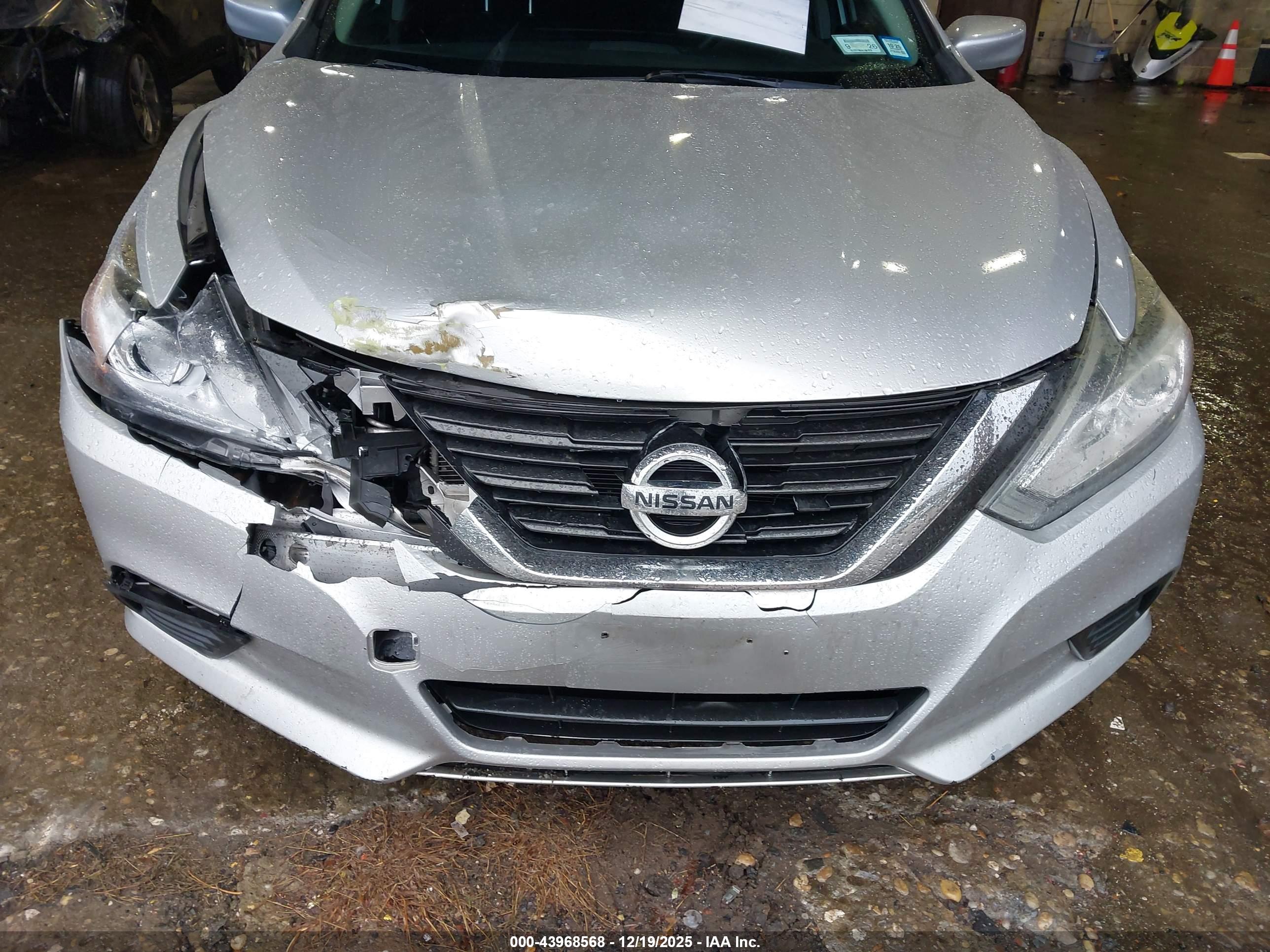 NISSAN ALTIMA image 6