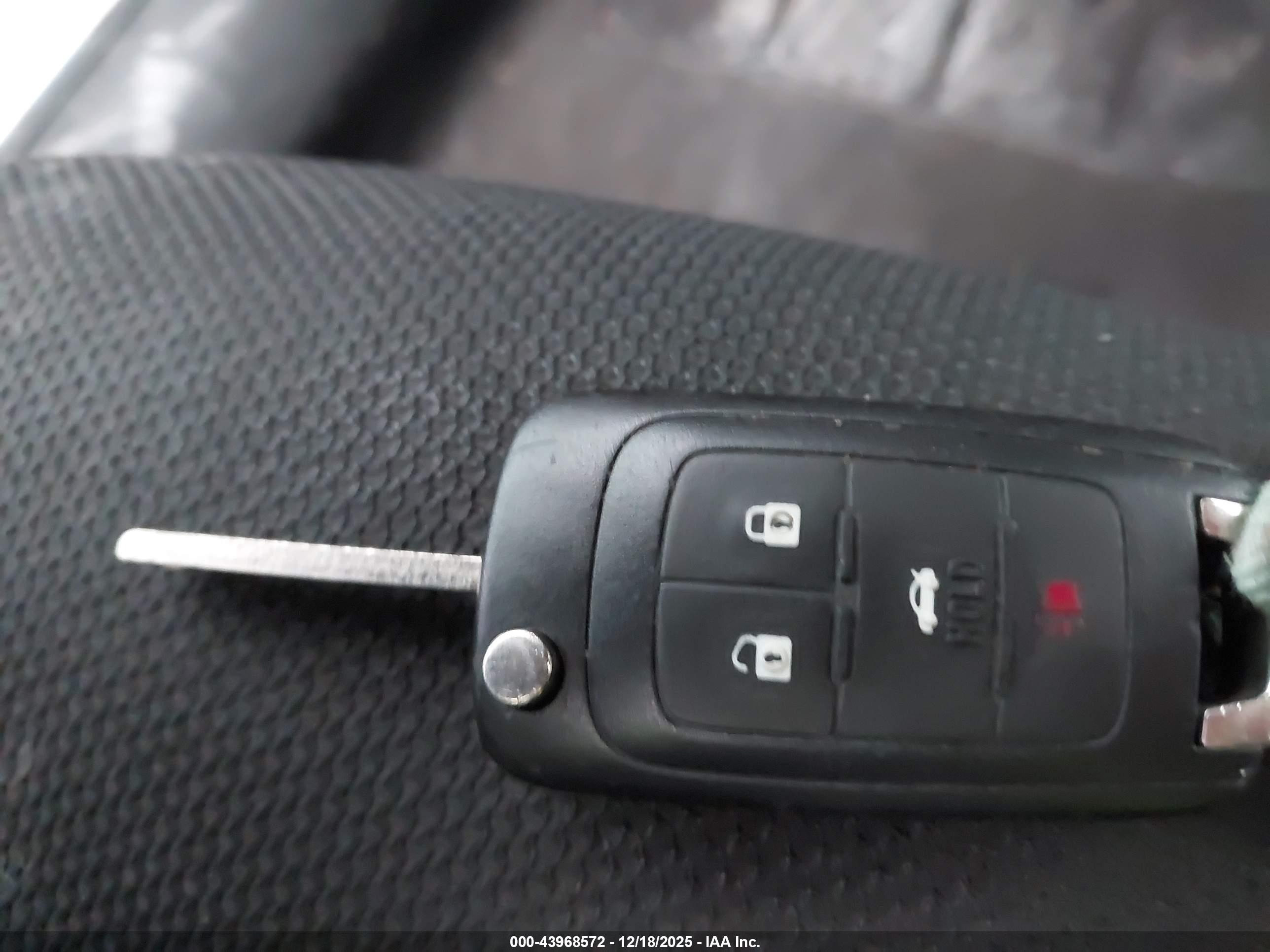 CHEVROLET CRUZE image 11