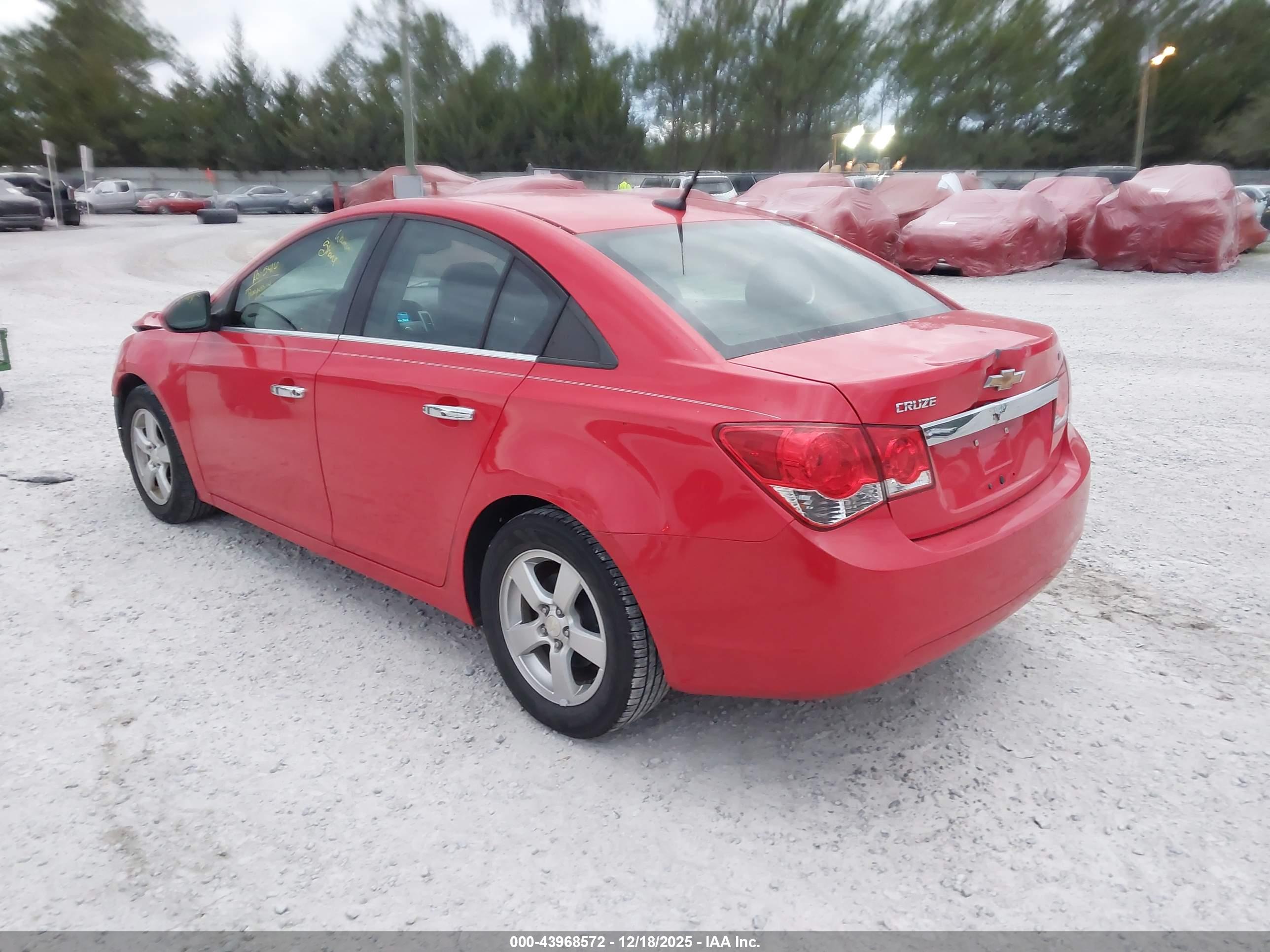 CHEVROLET CRUZE image 3