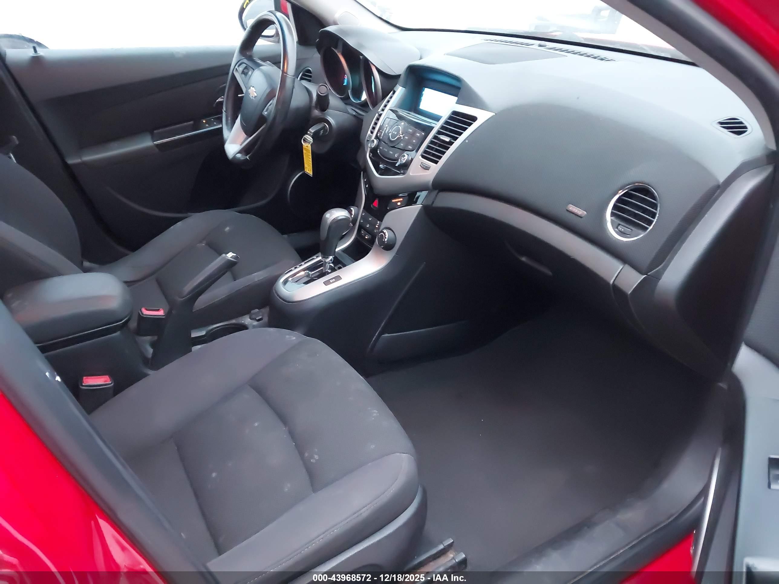 CHEVROLET CRUZE image 5