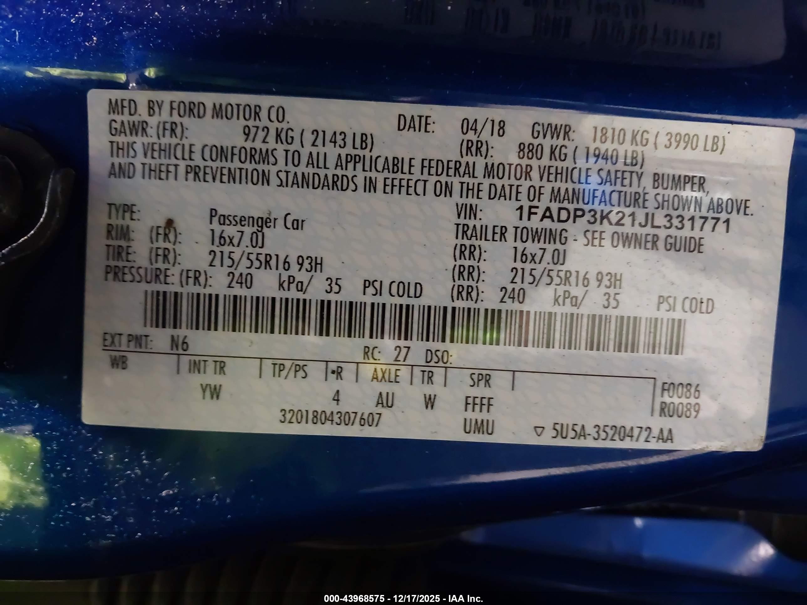FORD FOCUS image 9
