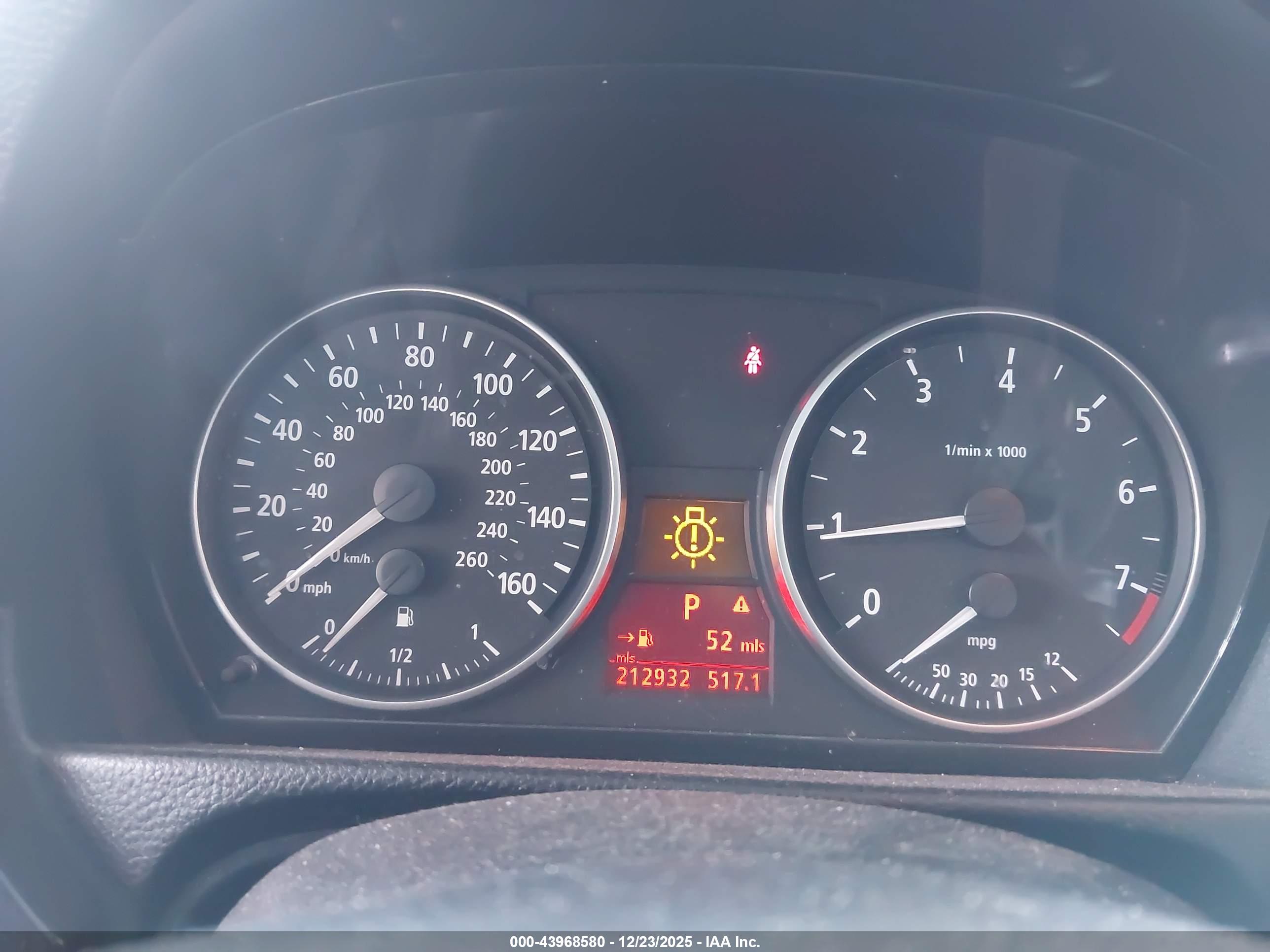 BMW 330I image 7