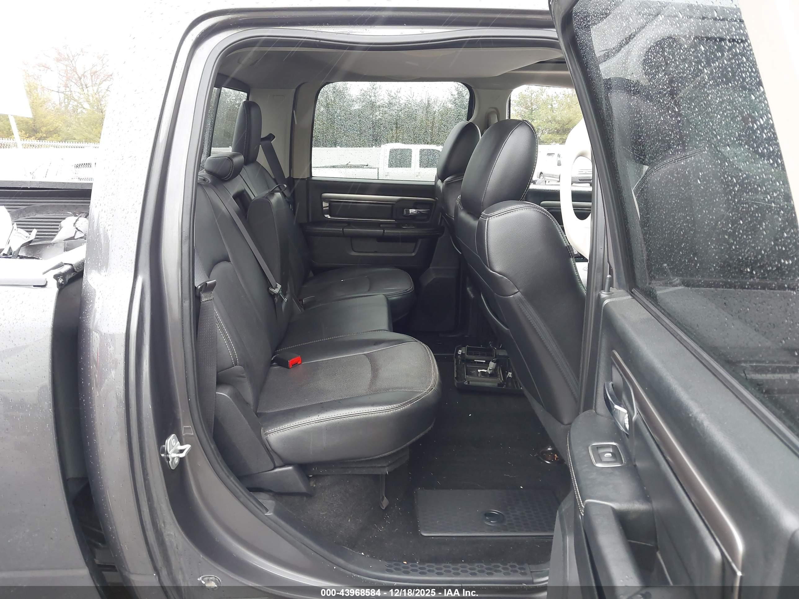 RAM 1500 image 8