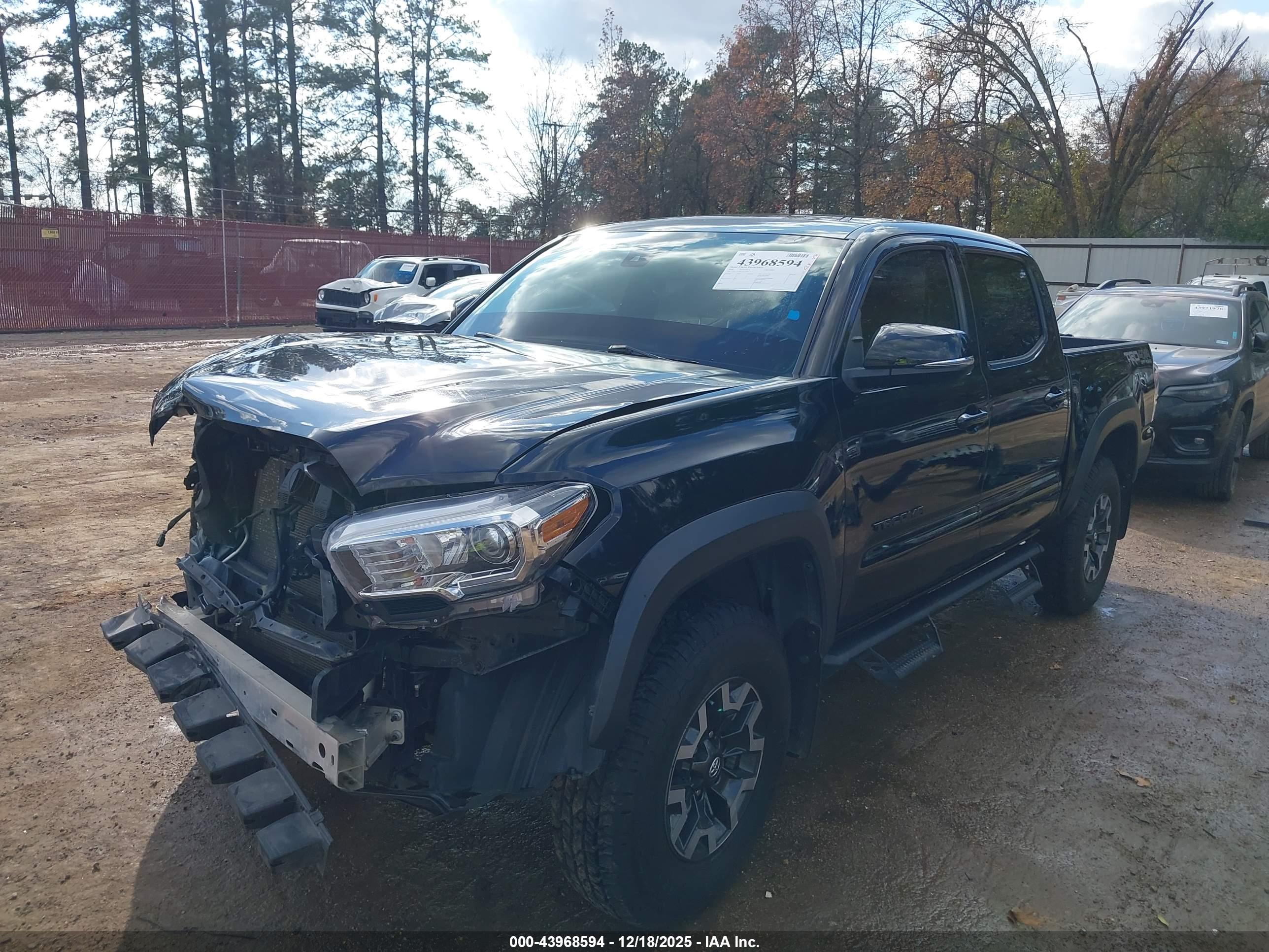 TOYOTA TACOMA image 2