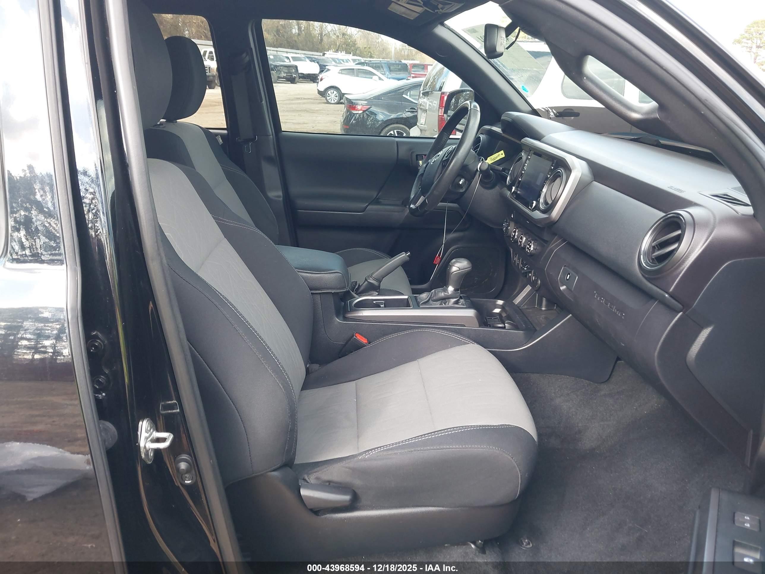 TOYOTA TACOMA image 5