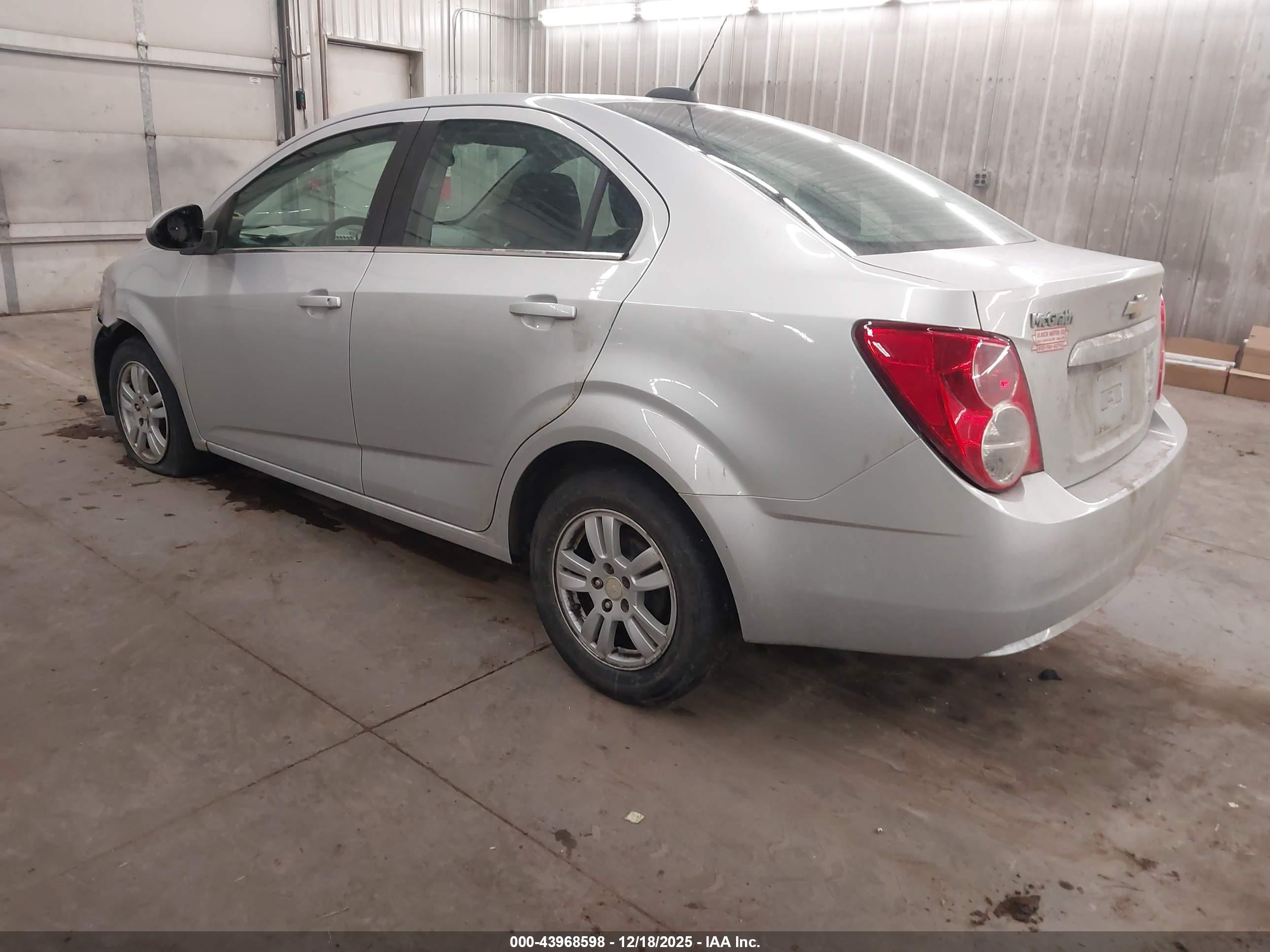 CHEVROLET SONIC image 3